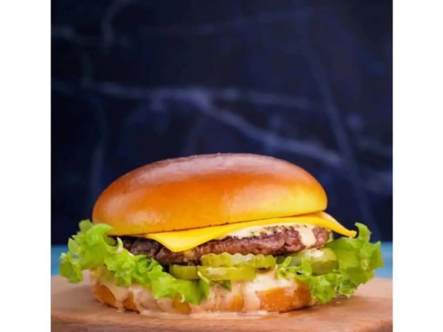 كلاسك برجر لحم