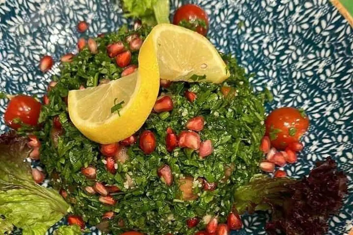 سلطه تبوله