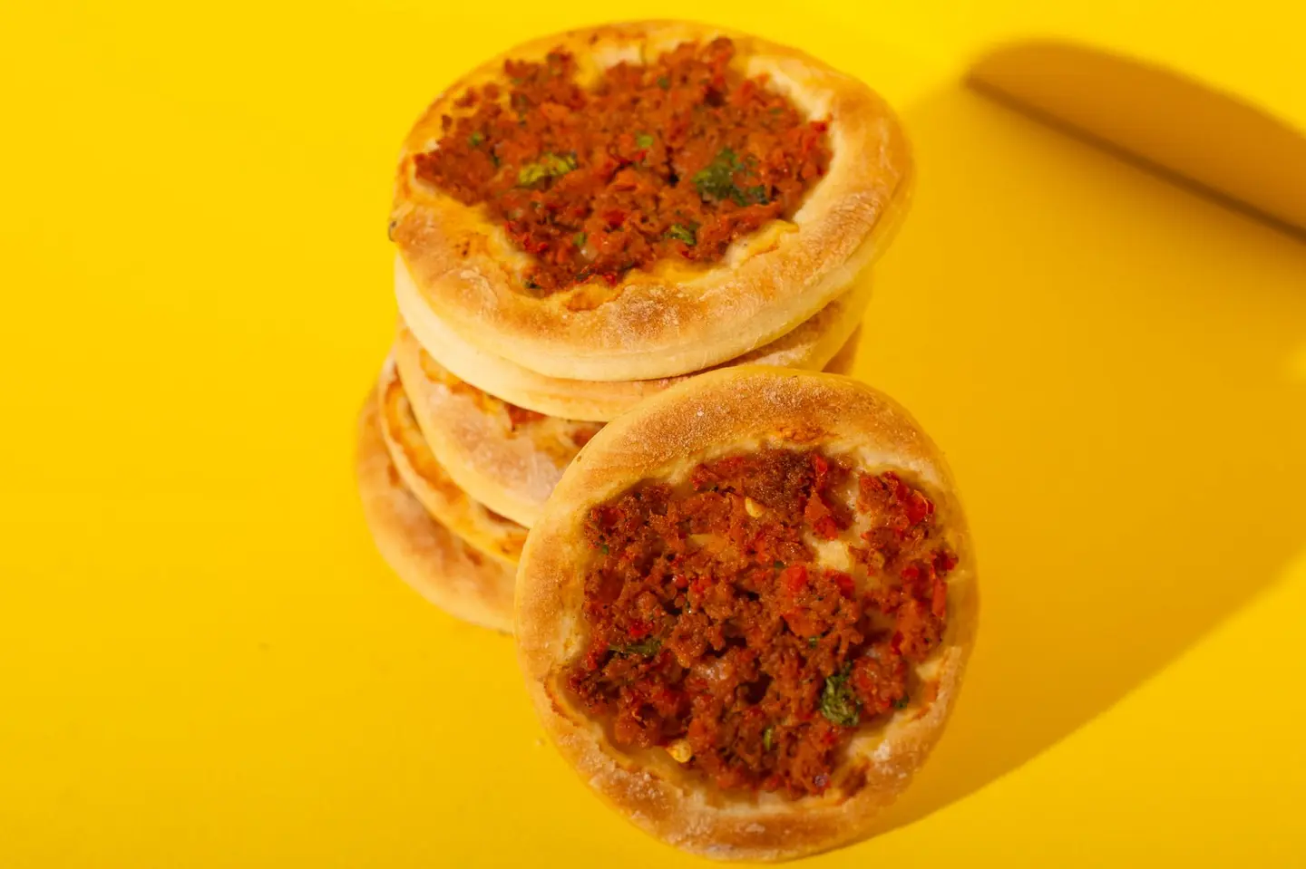 Dozen Lahm Bi Ajin