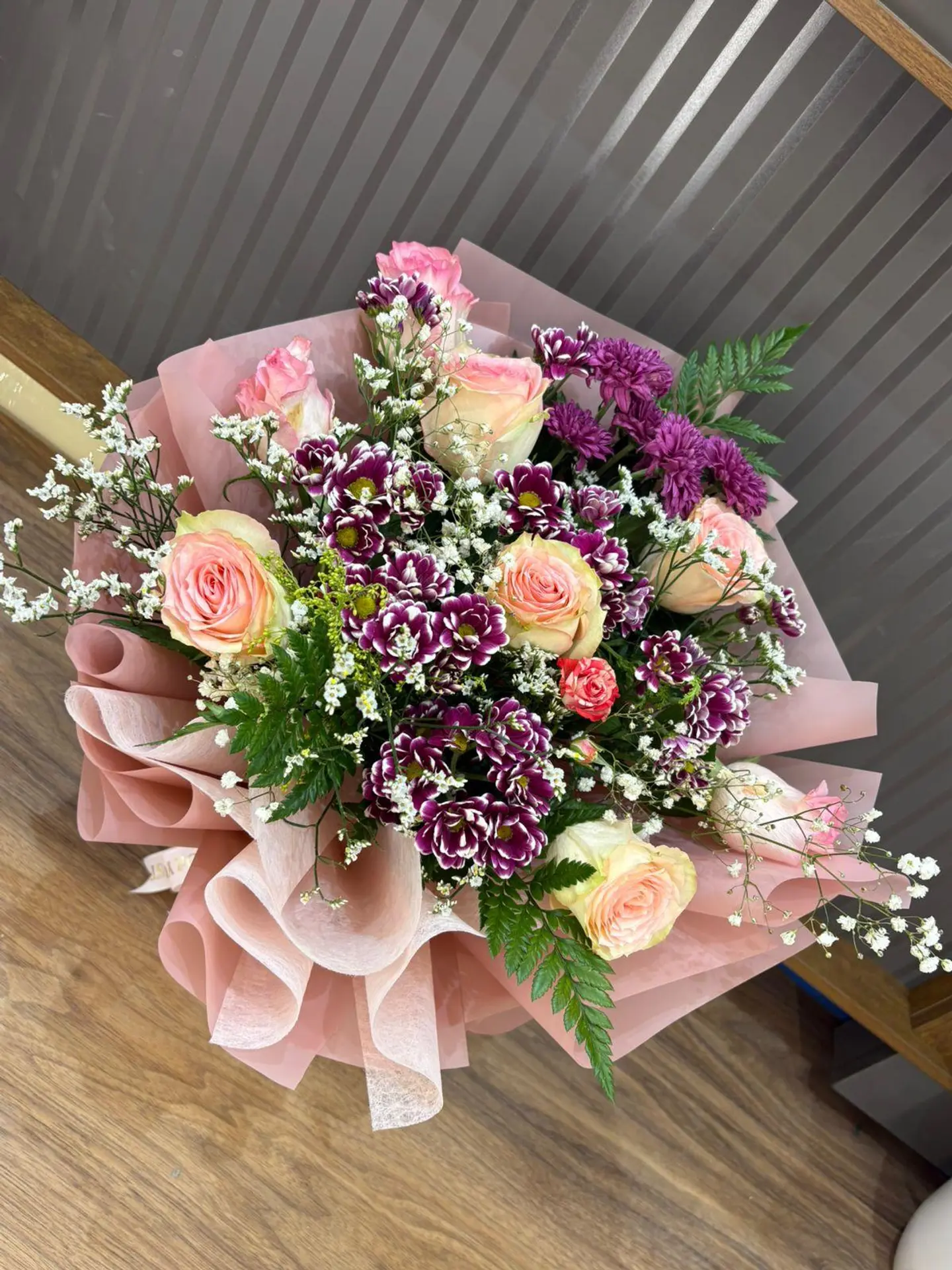 باقة ورد تغليف بنك