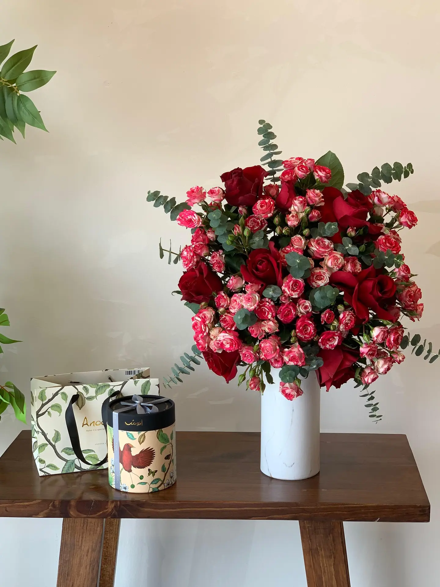 فازة ورد مع شوكلت انوش