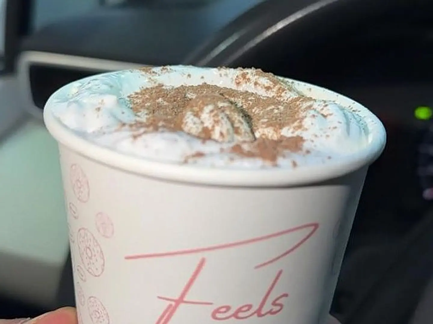 هوت تشوكلت مع كريمه