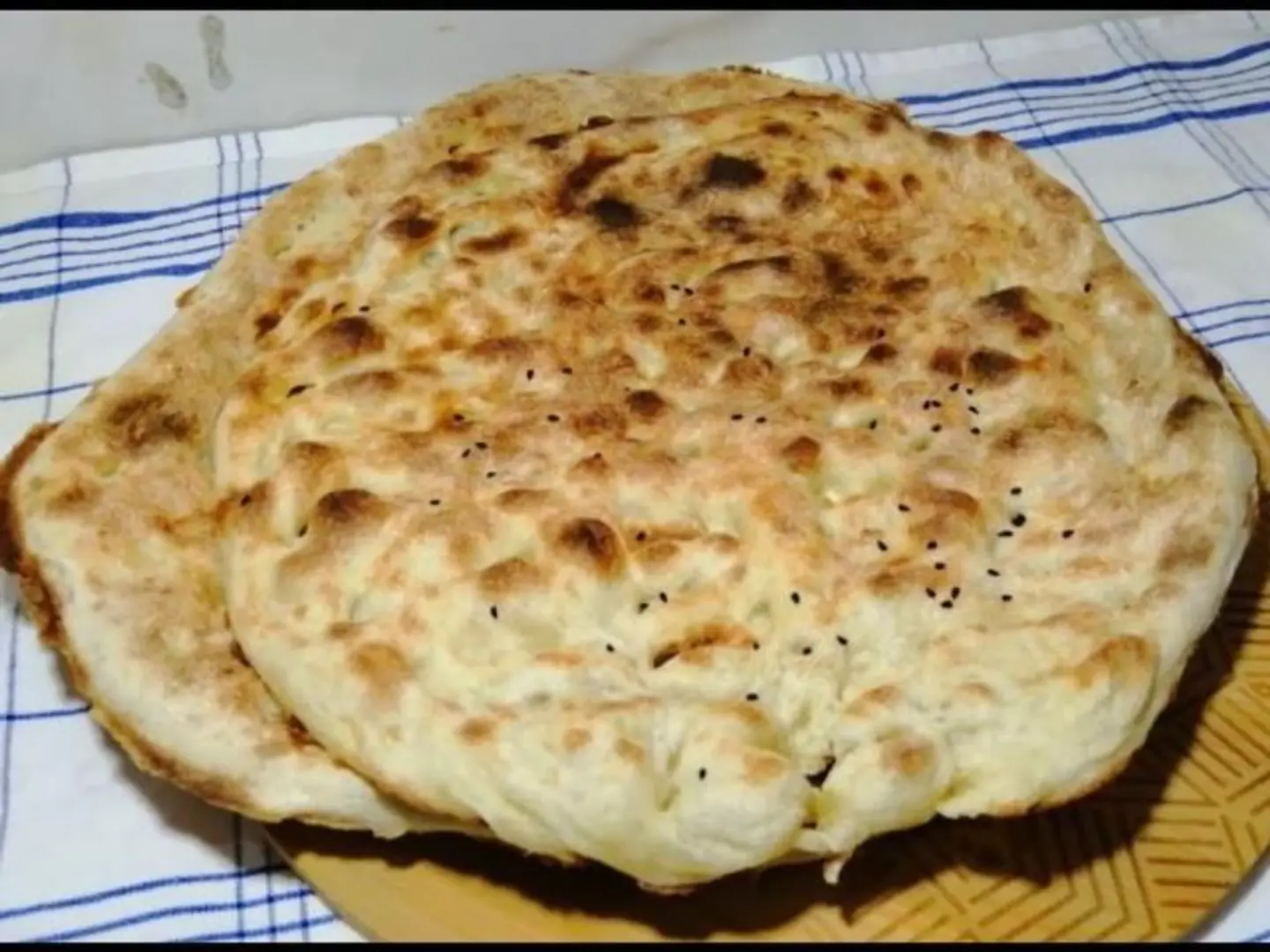 تميس بالجبنة فيتا