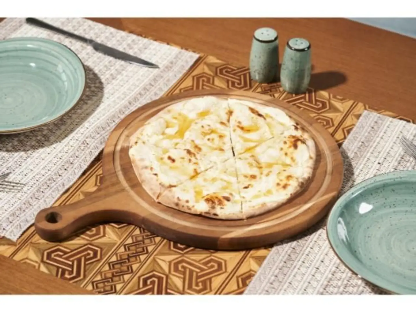 Labneh With Honey Mankosha