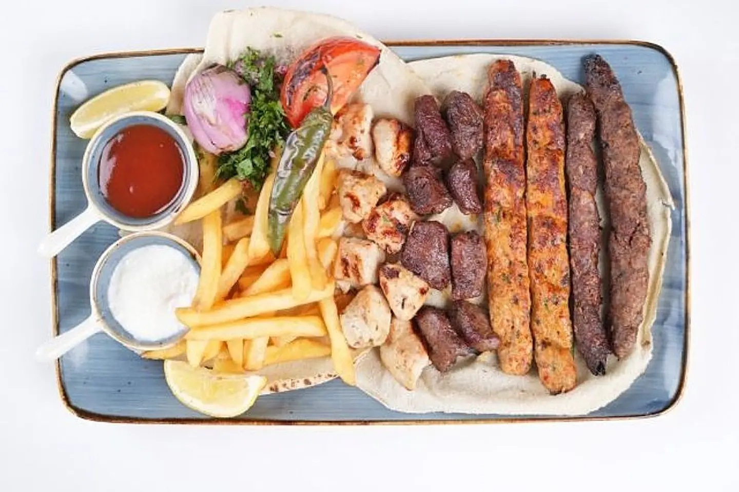 نص كيلو مشكل مشاوي