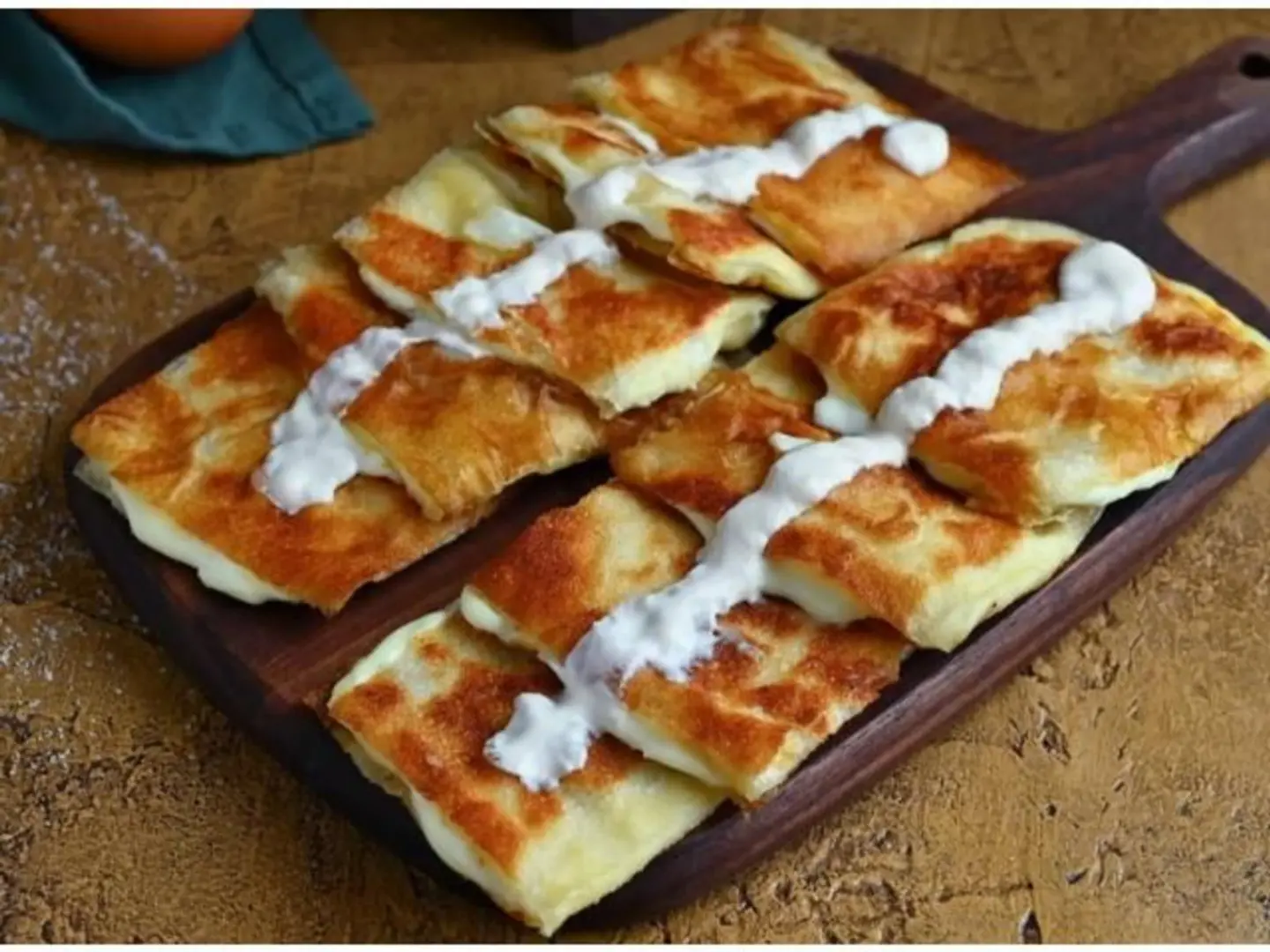 Sweet Mutabbak With Cream