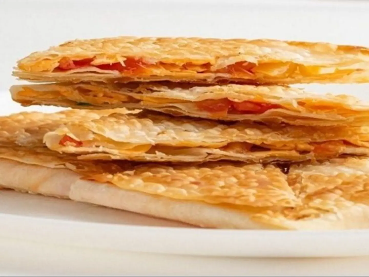 Cheddar Cheese Pie With Tomatoes