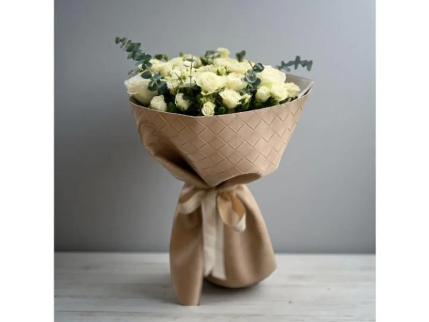 باقة ورد رستيك وايت