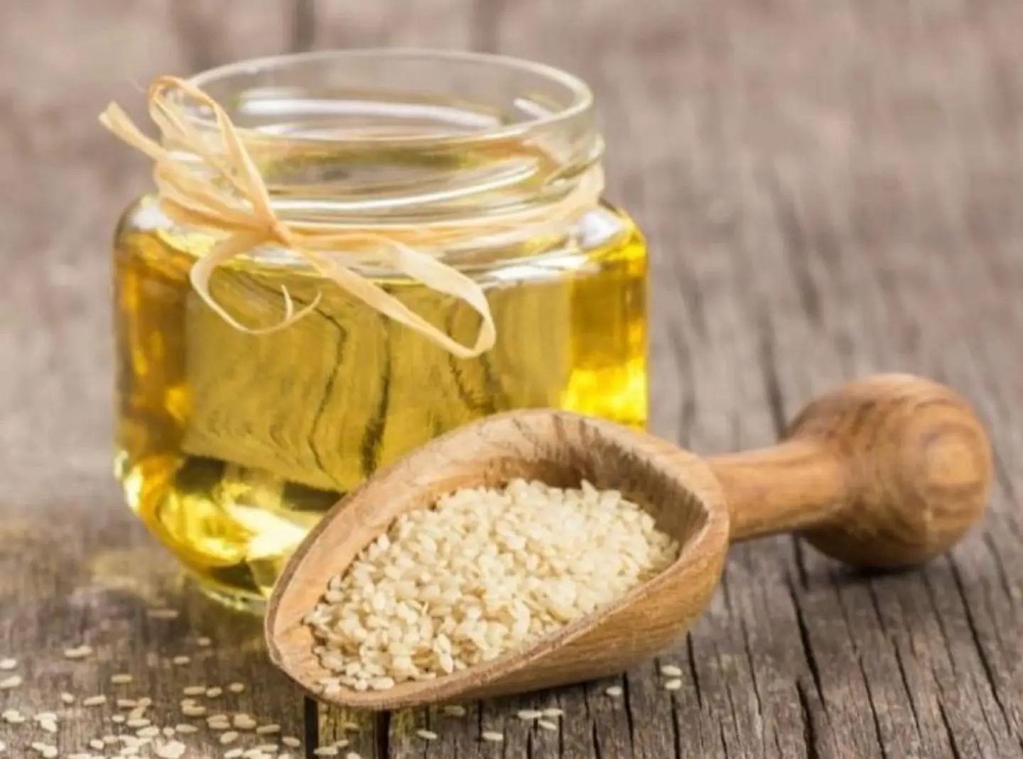 علبة زيت سمسم