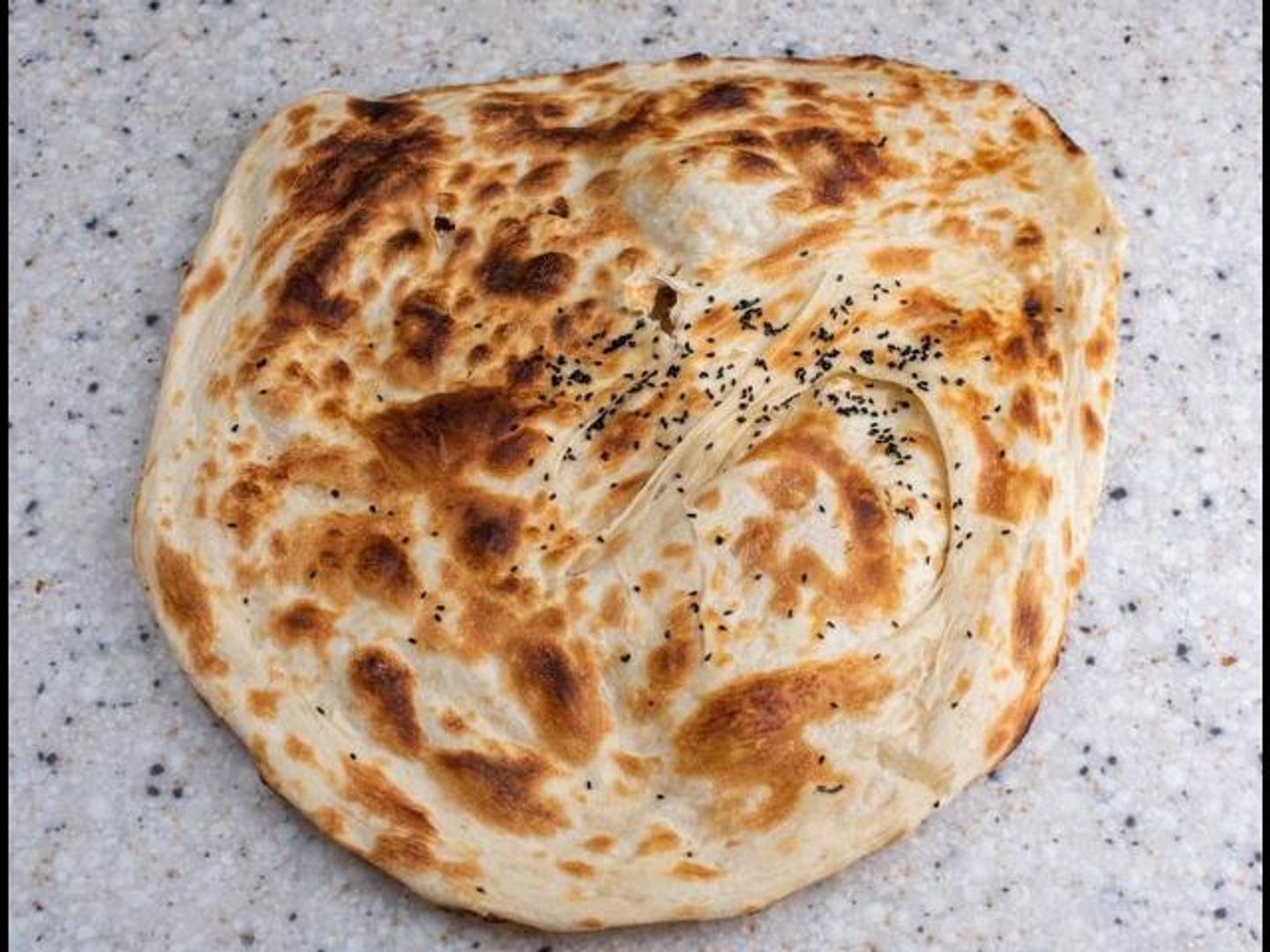 تميس بالجبنة والكفتة