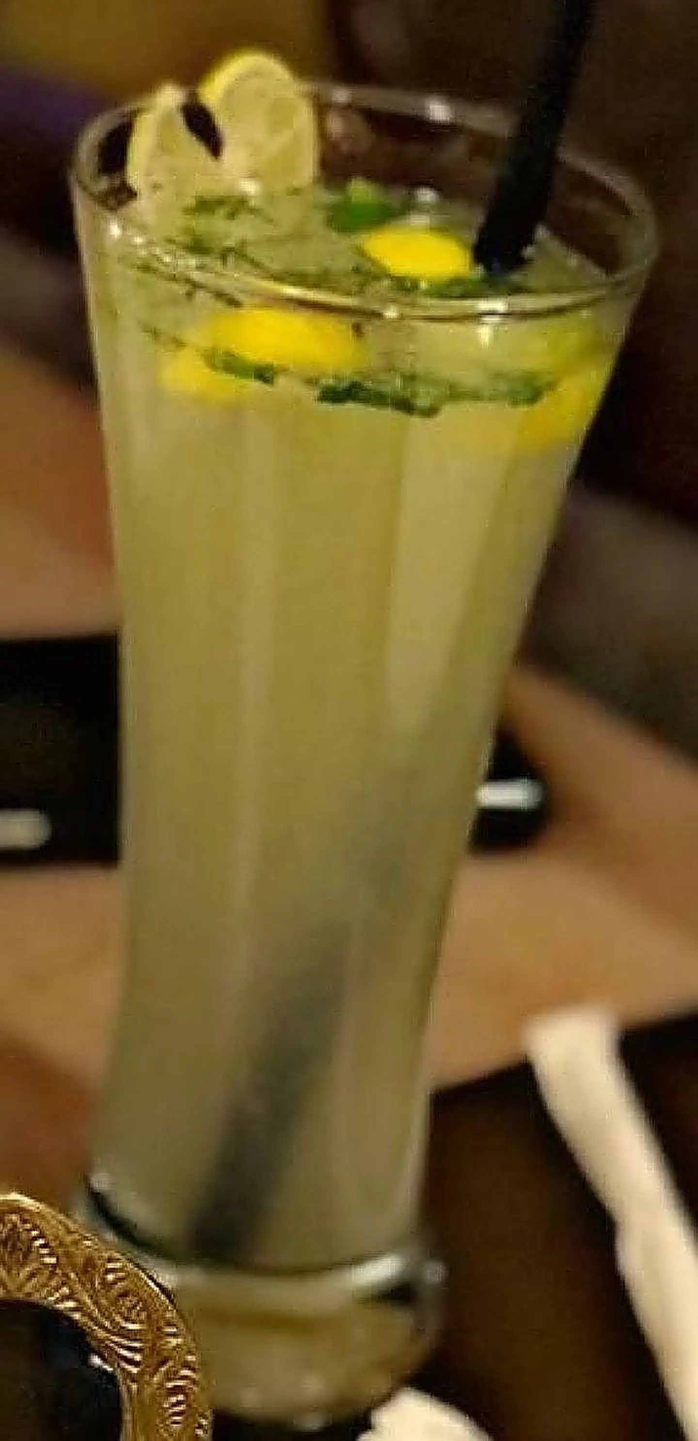 عصير ليمون طازج