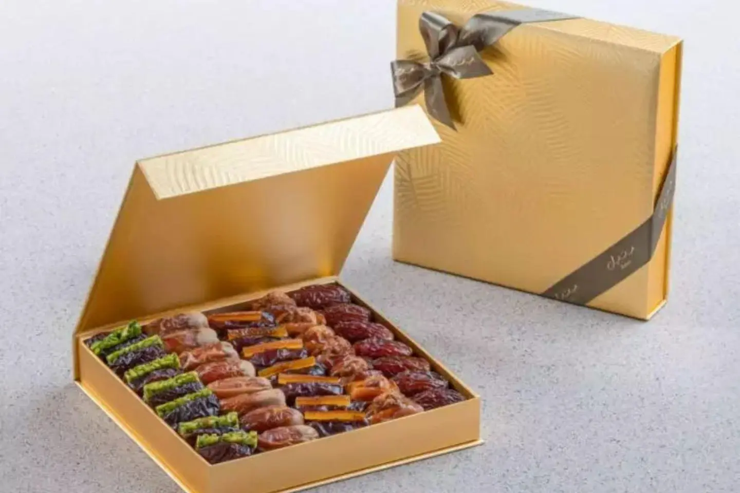 Medium Golden Palm Box