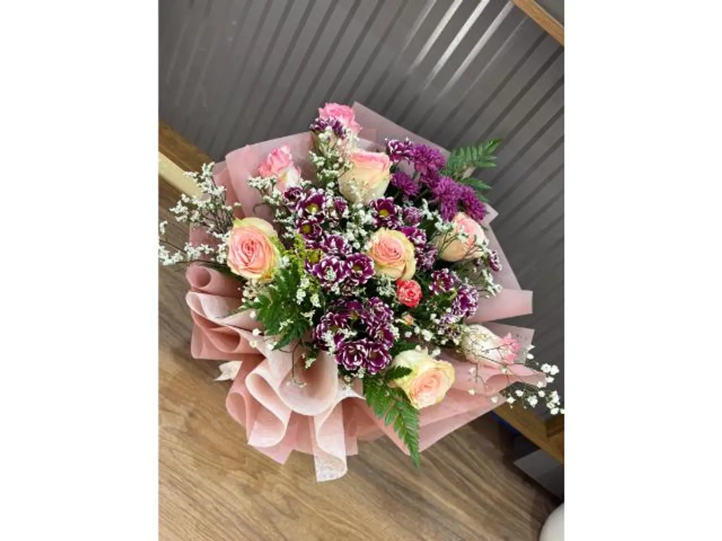 باقة ورد تغليف بنك