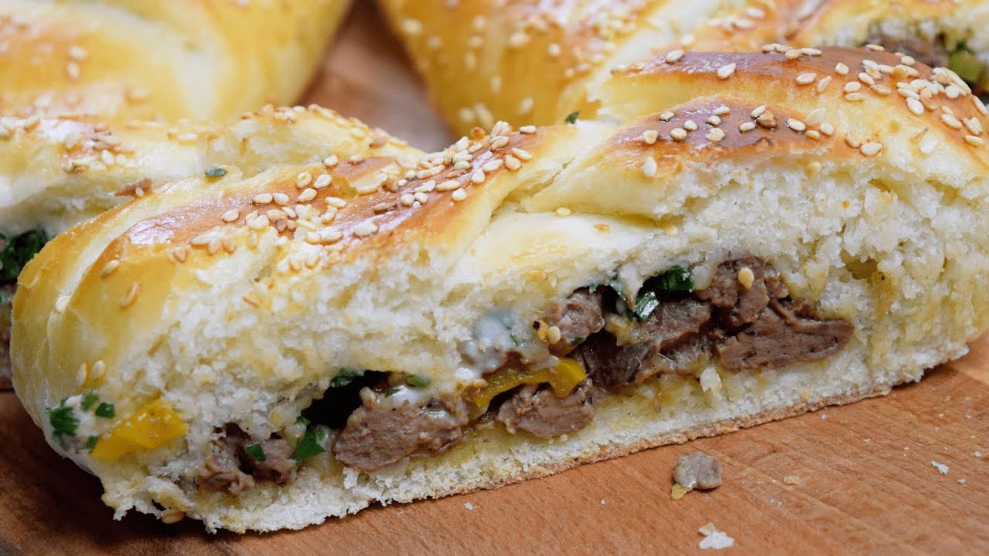 فطيرة كبده وجبنة