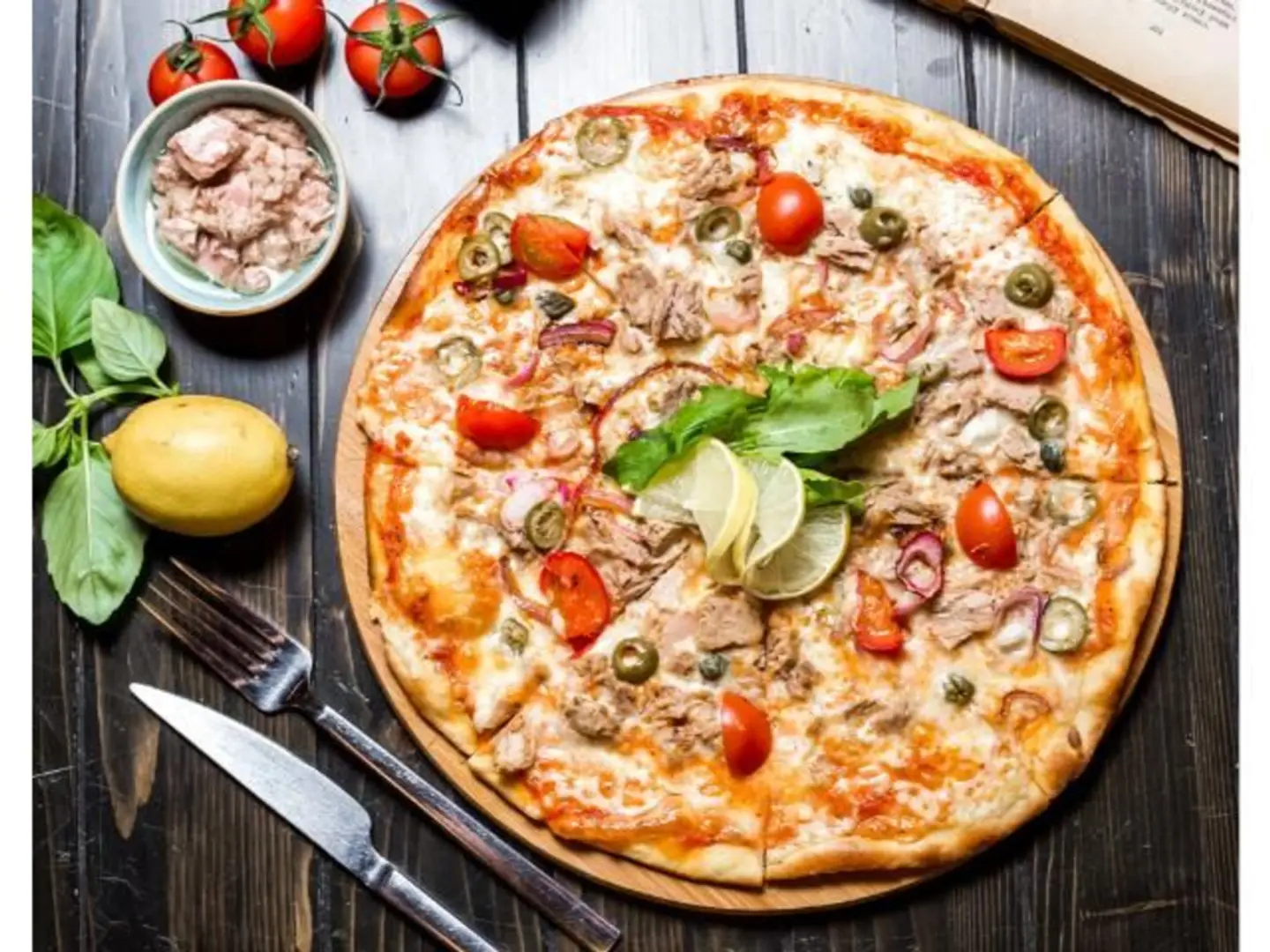 Tuna Pizza