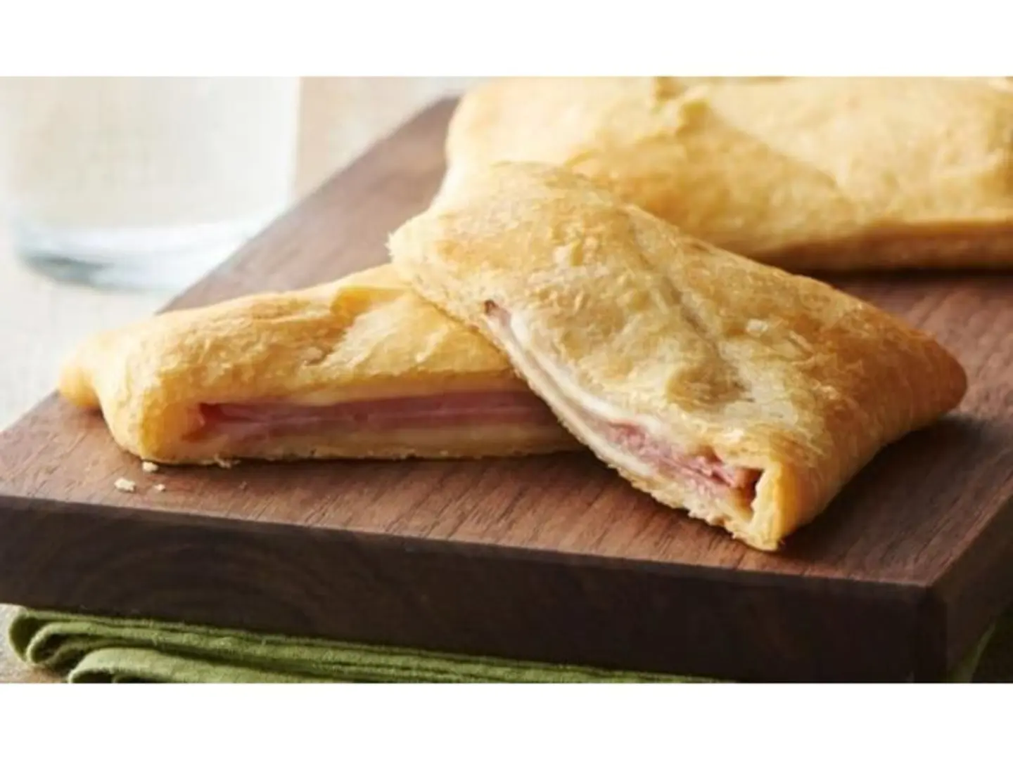 Mixed Cheese Manakish