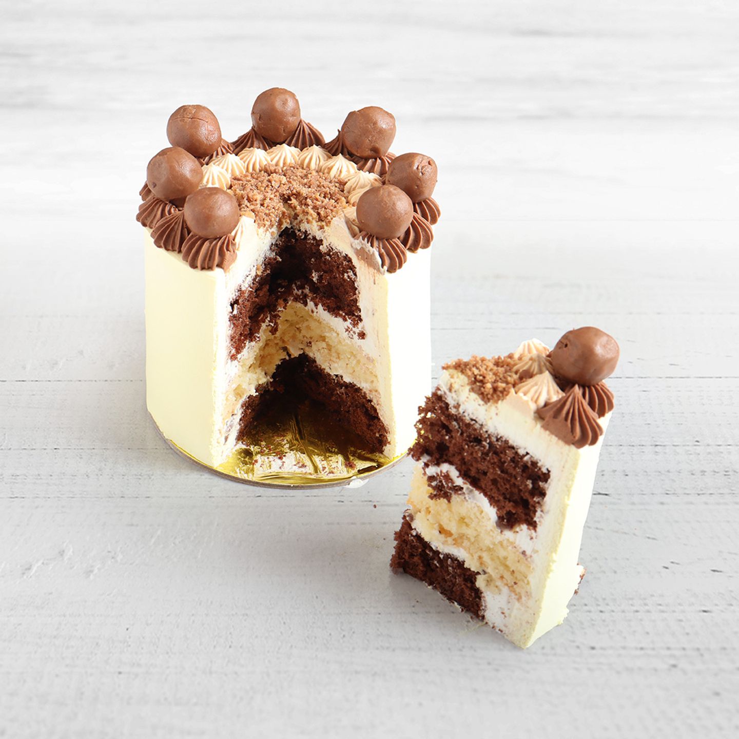 Maltessers Cake