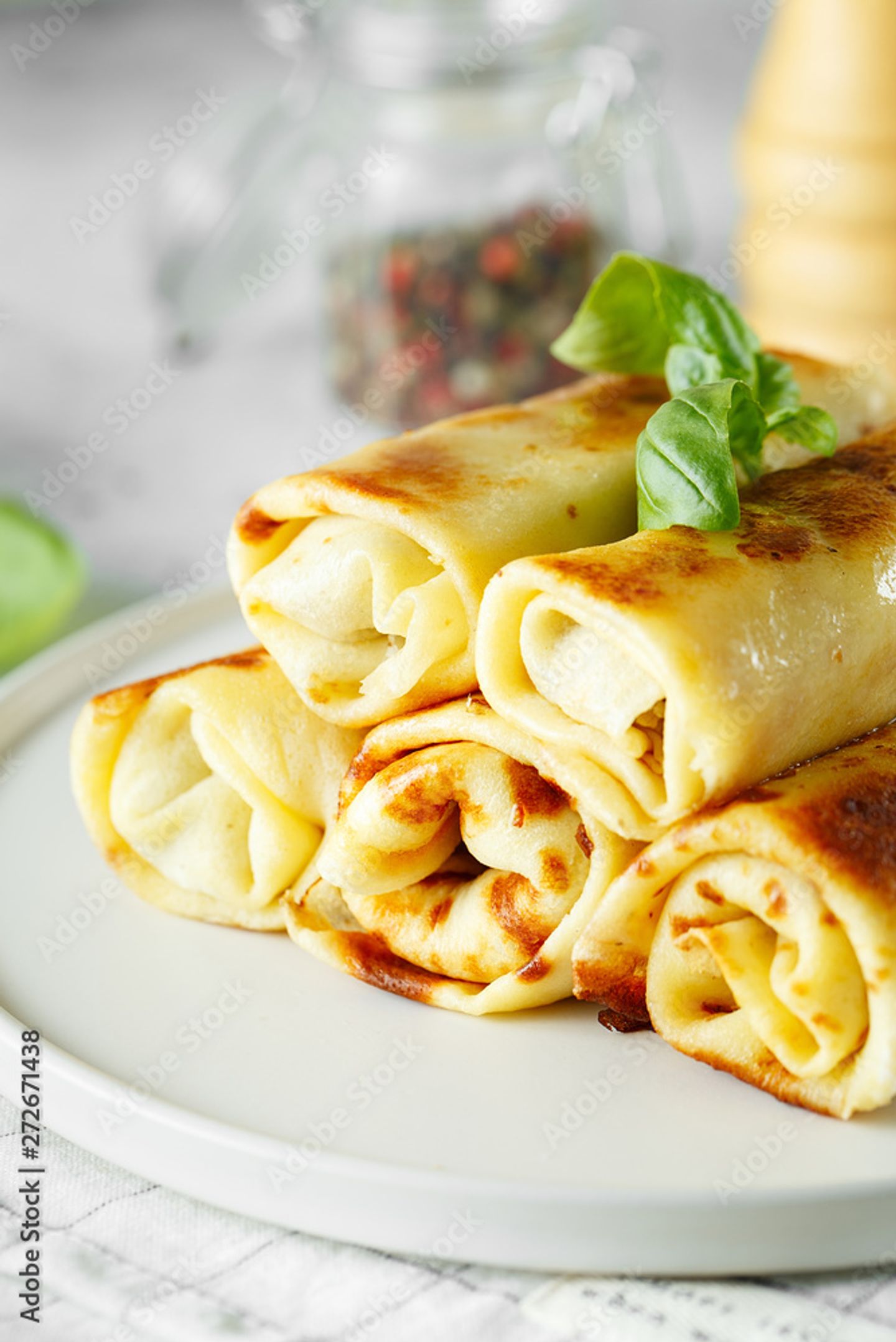 Ash Al Bulbul With Honey Roll