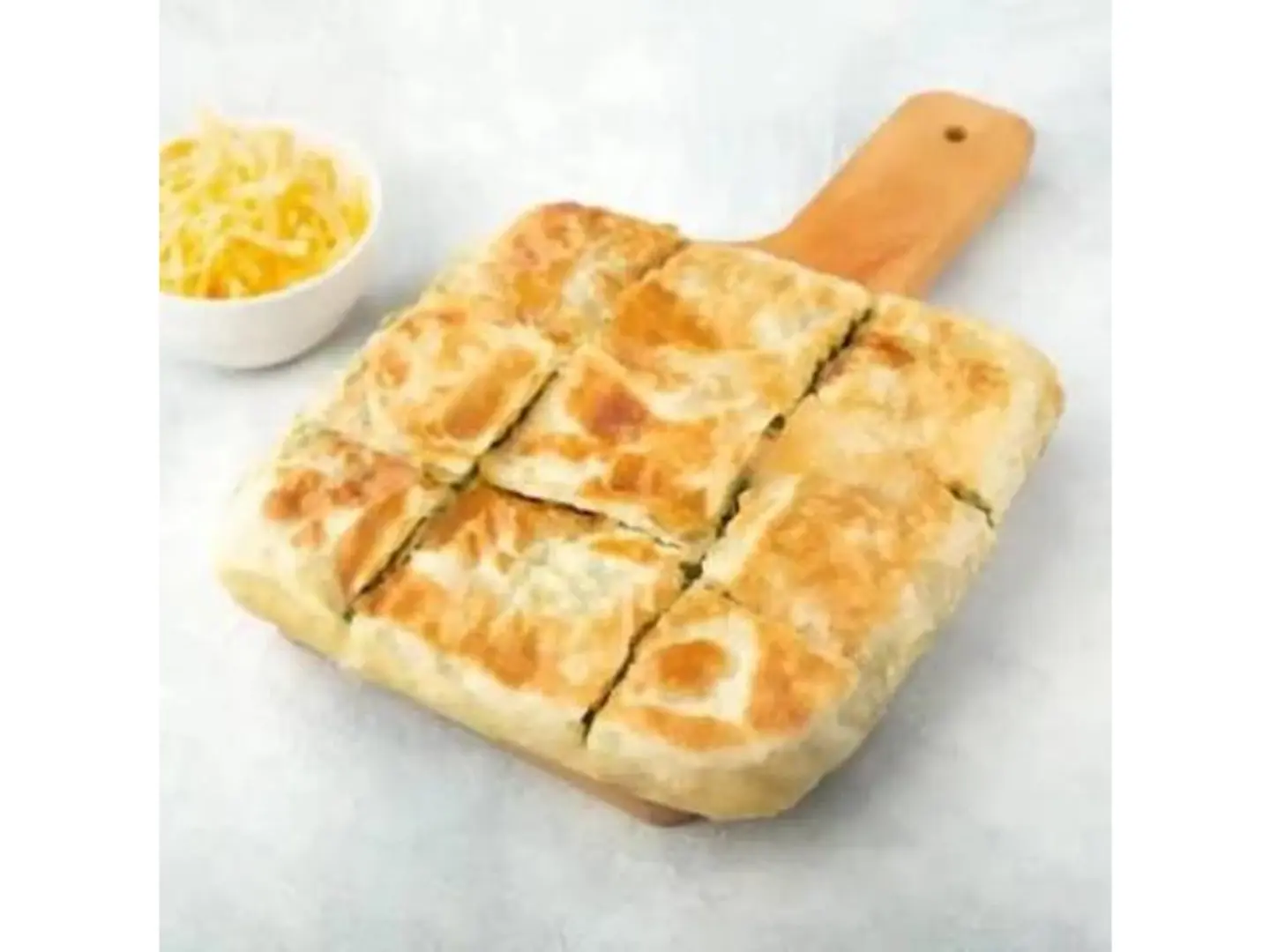 مطبق مالح بجبنة شيدر