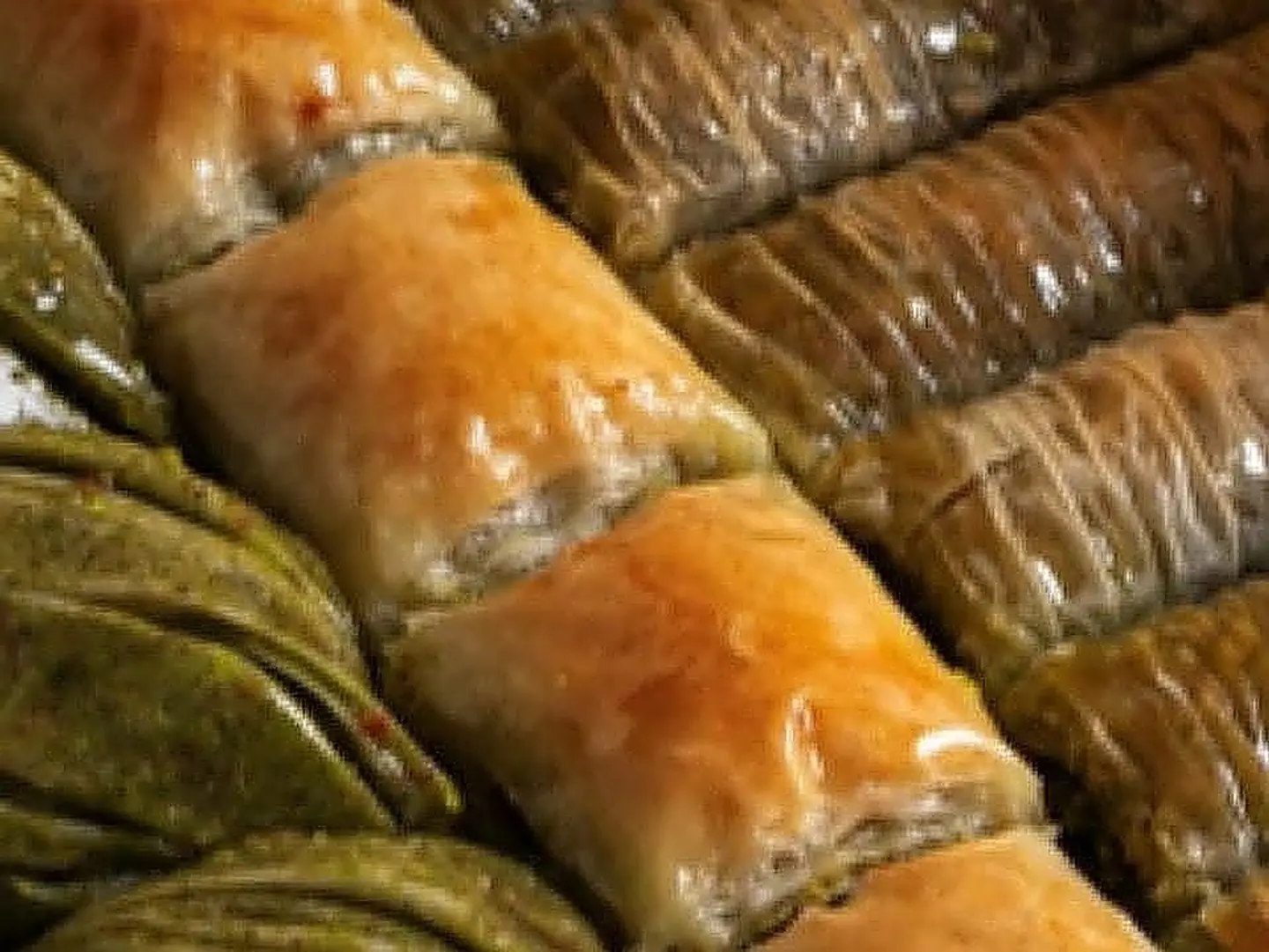 بقلاوة مشكل