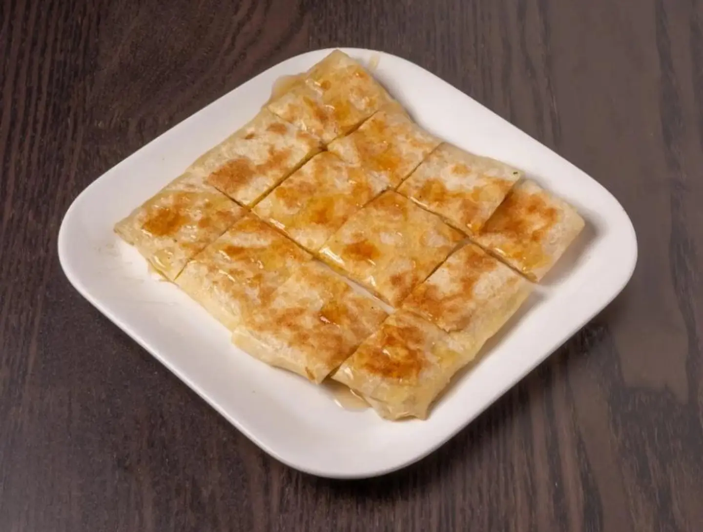 مطبق جبن سائل مع عسل