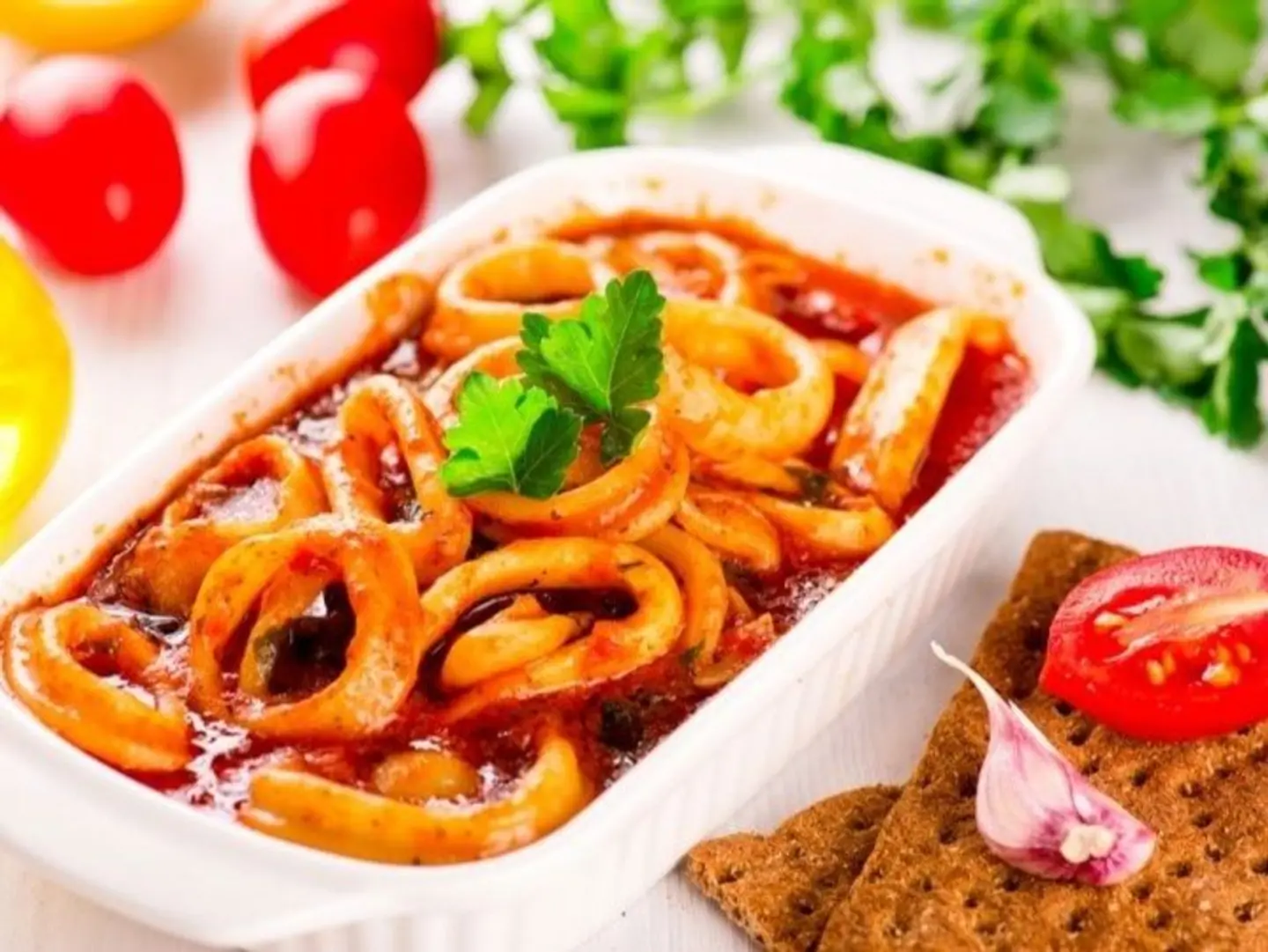 طاجن سبيط صوص احمر