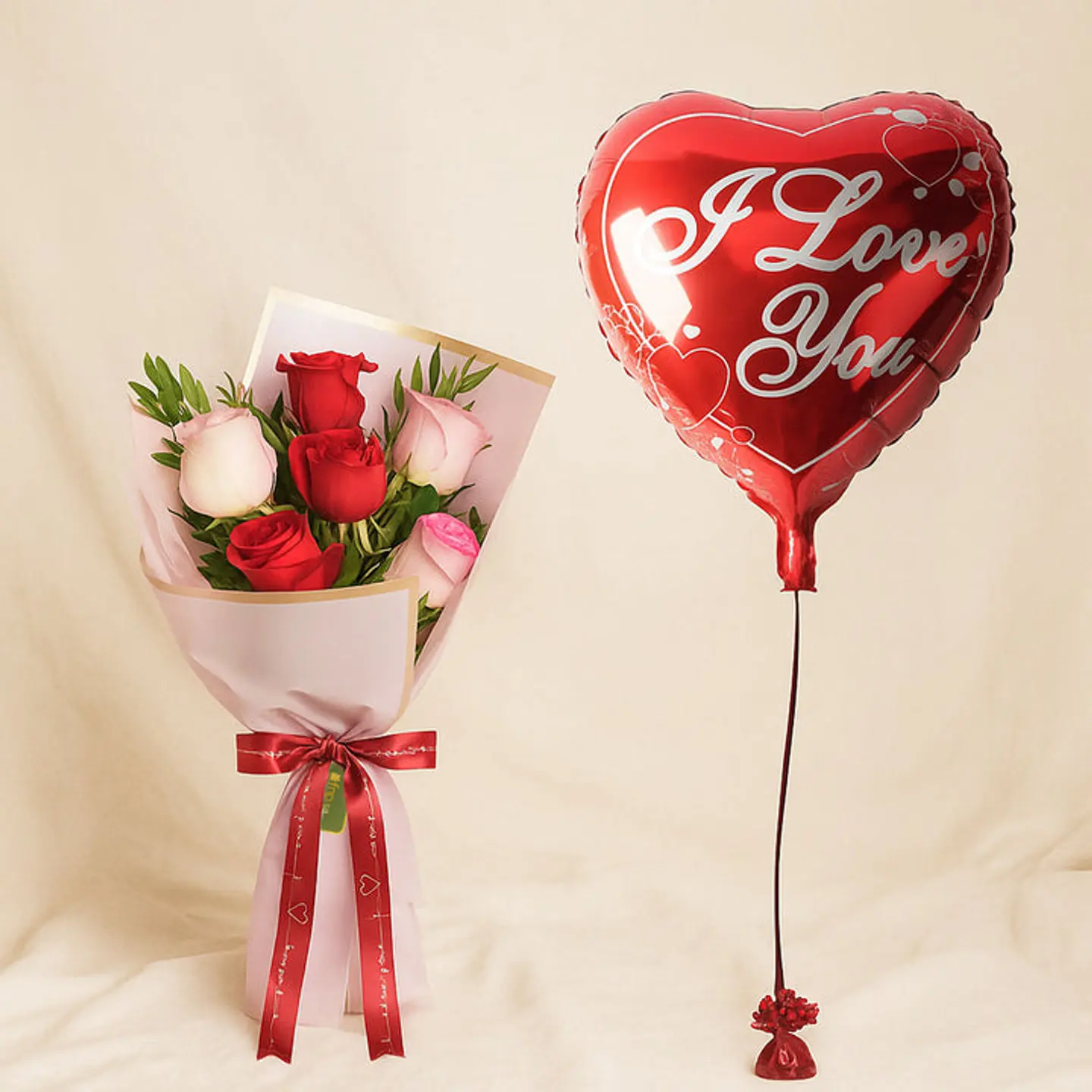 وصال الحب باقة ورد أحمر ووردي - زهرة