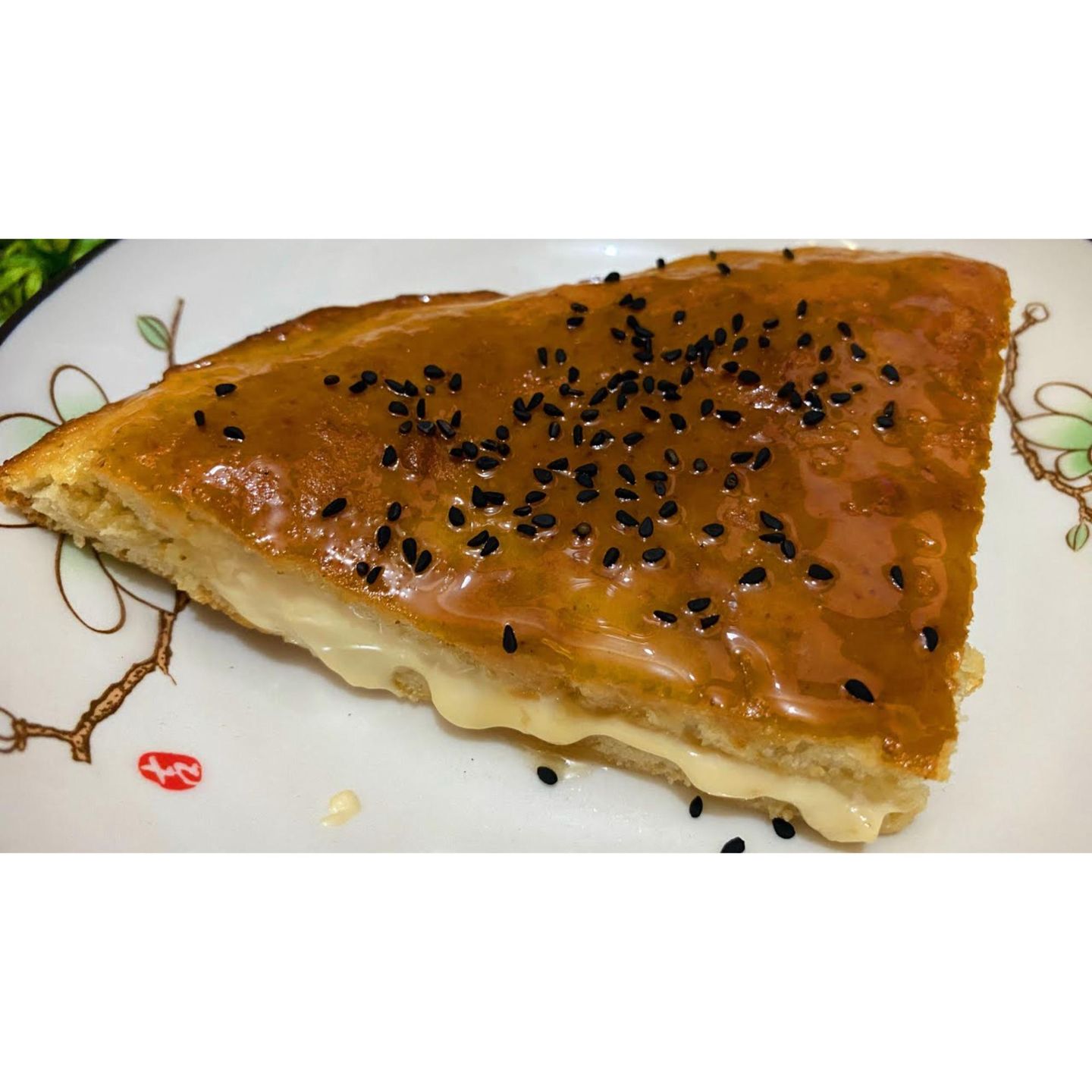 فطيرة جبنة قشطه بالعسل