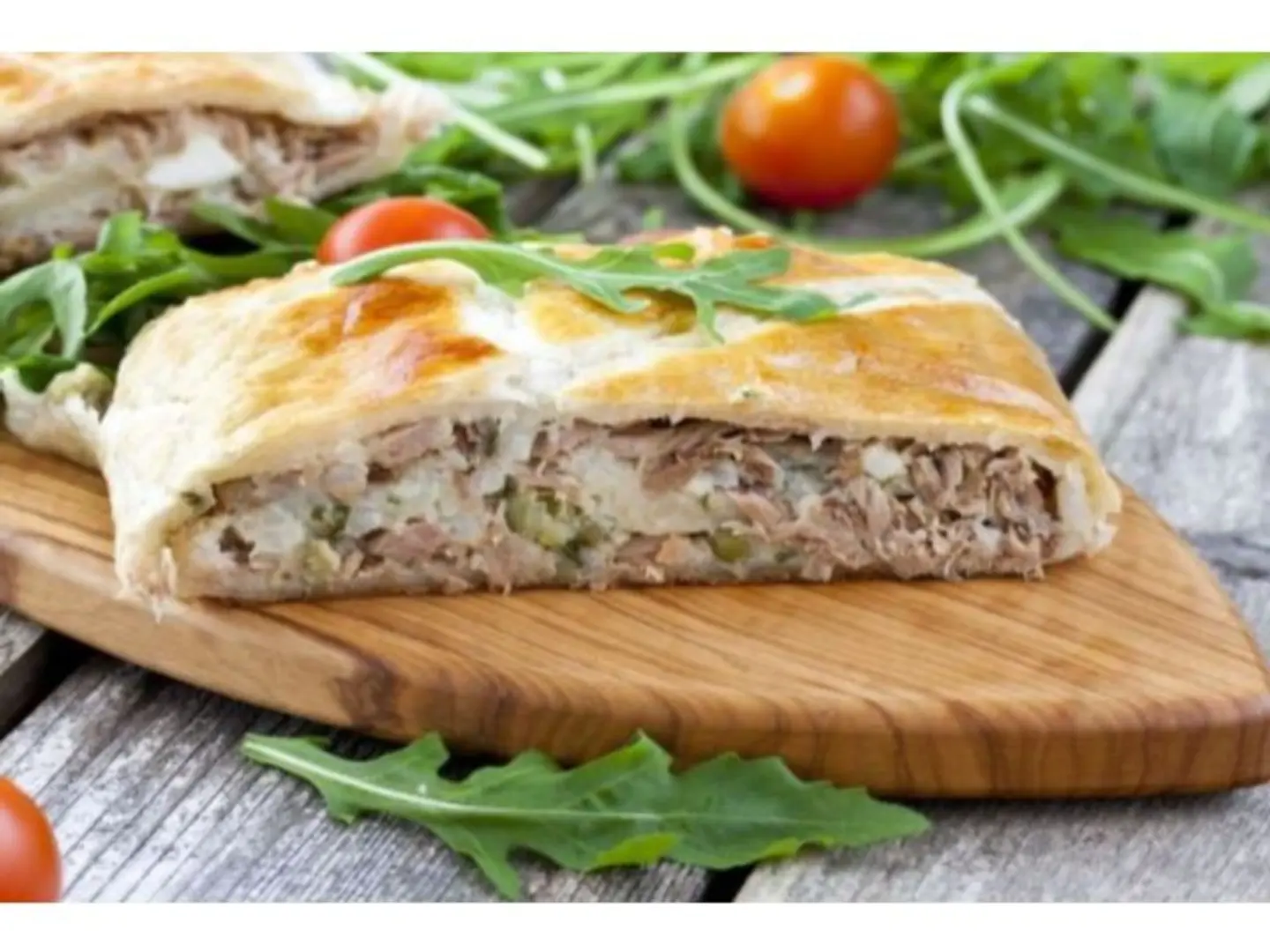 فطيرة بالتونة