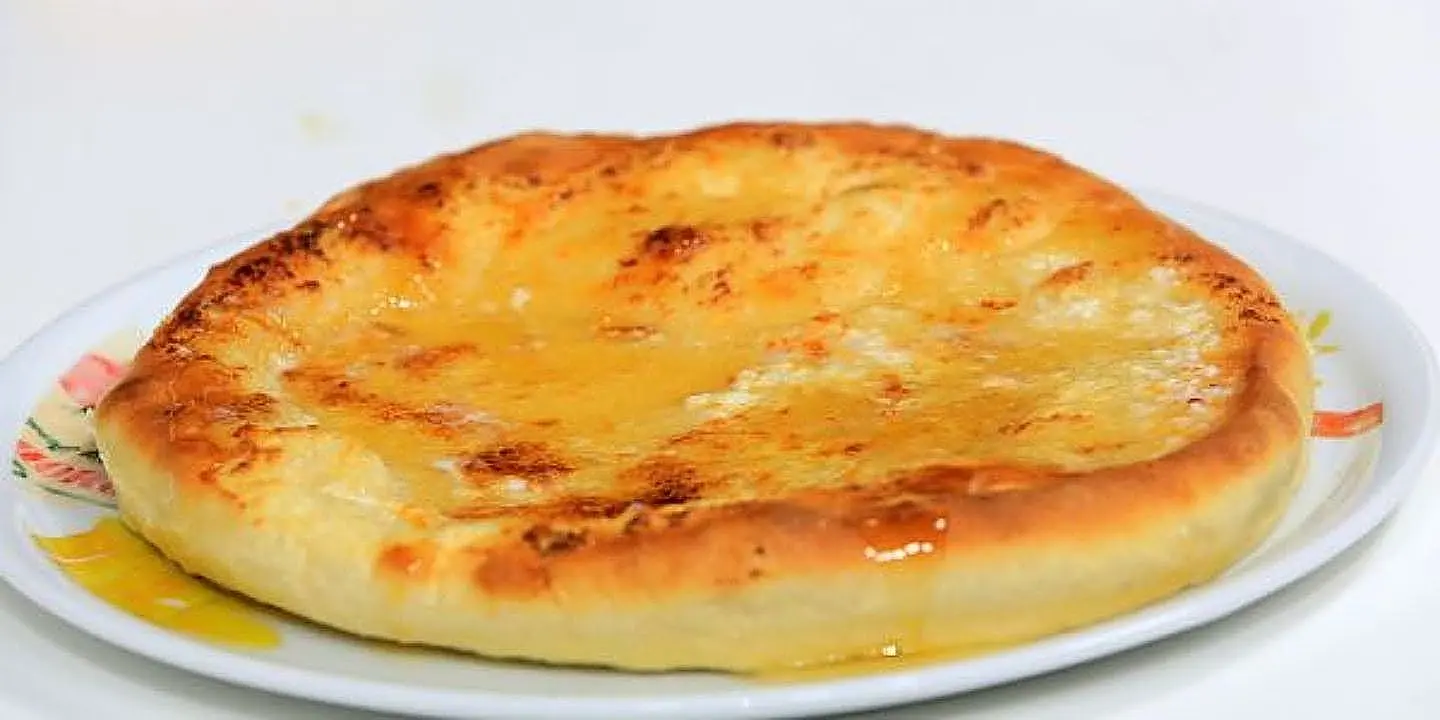 قشطة مع العسل