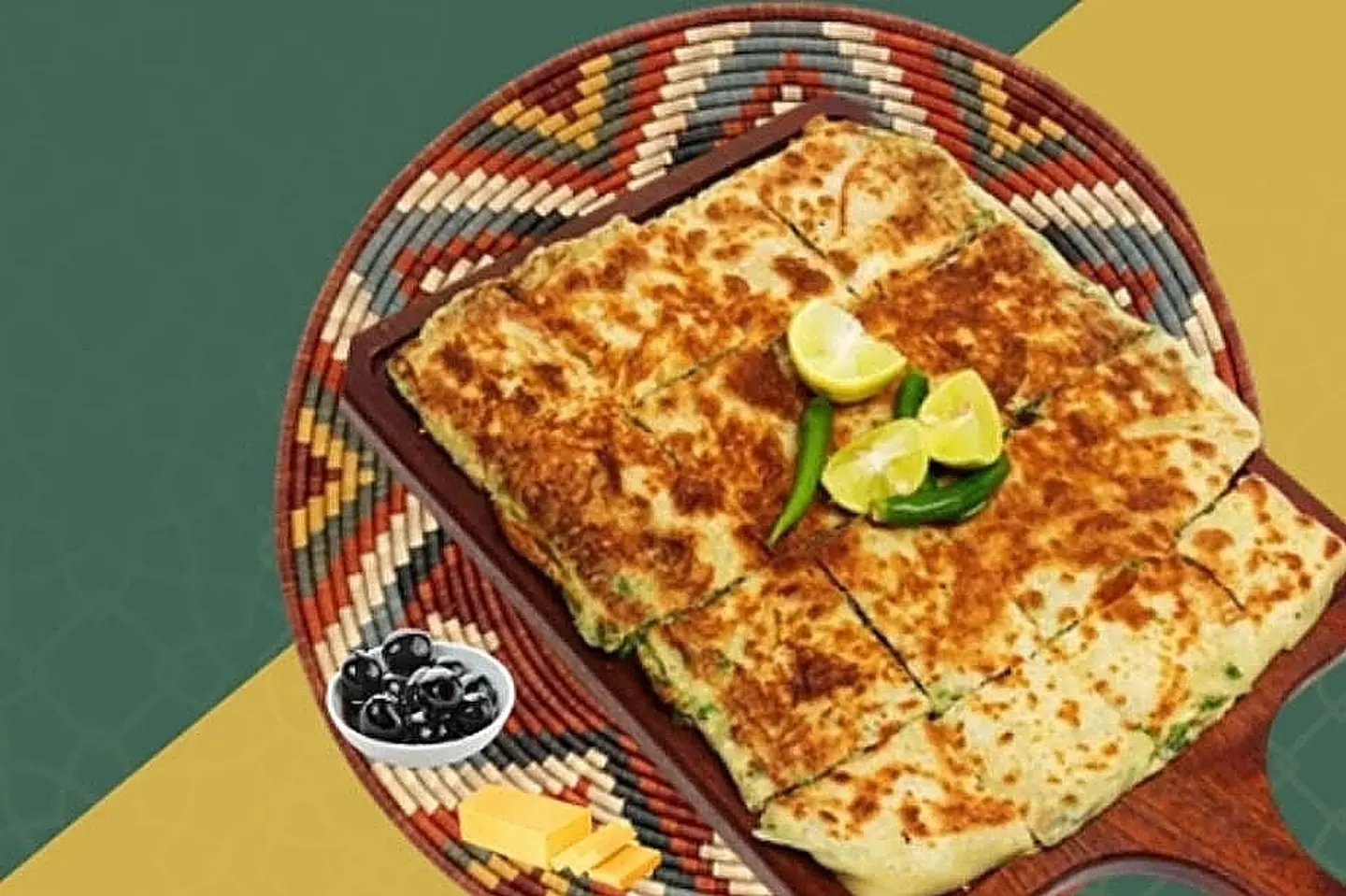 Cheddar Cheese Mutabbak With Sliced ​​Olives