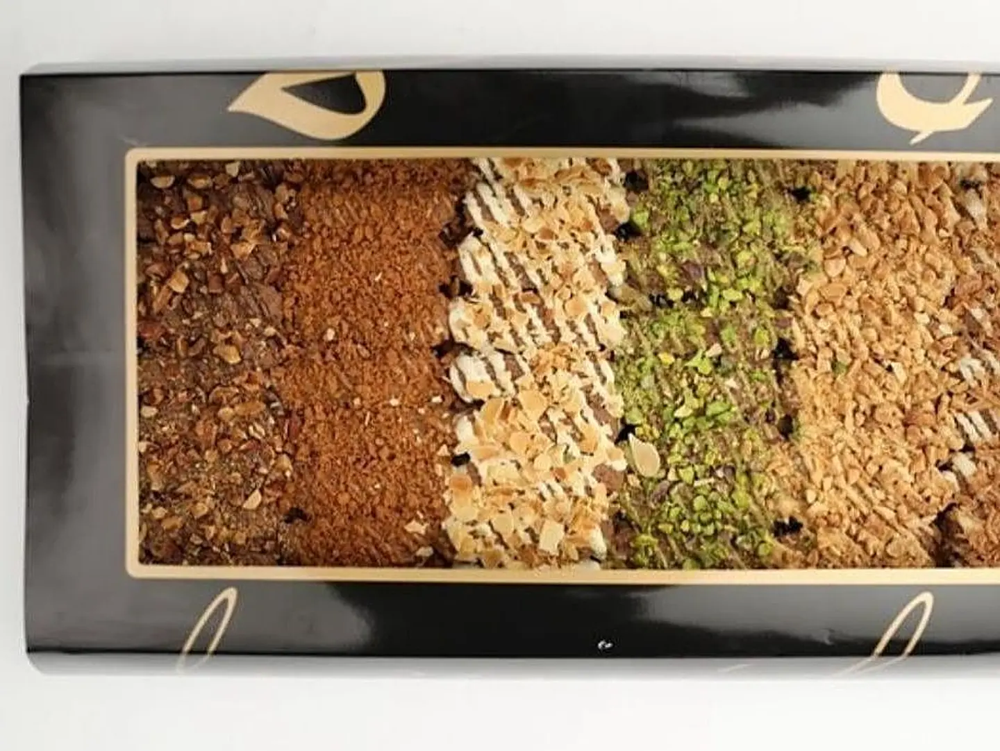 Hamedah Vanilla Petit Four