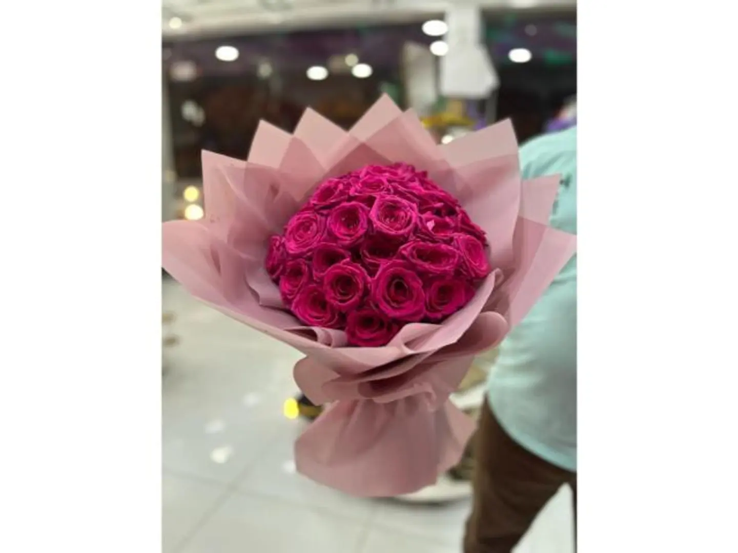 Round Bouquet, Fuchsia Color