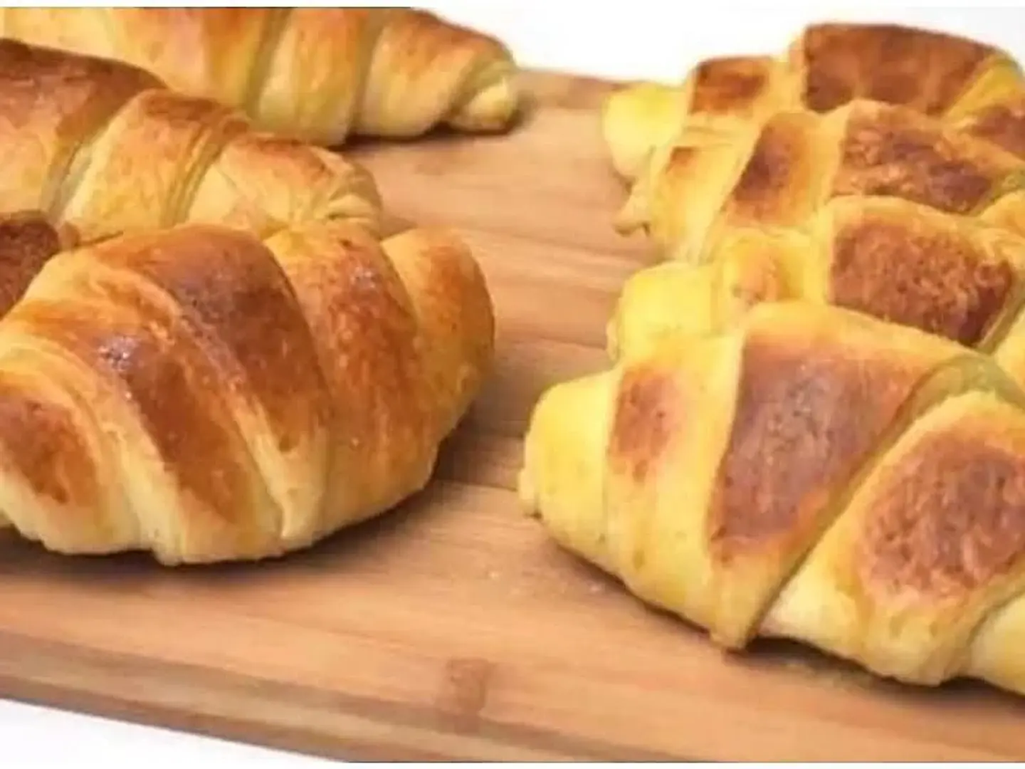 Cheddar Cheese Croissant 5 Pieces