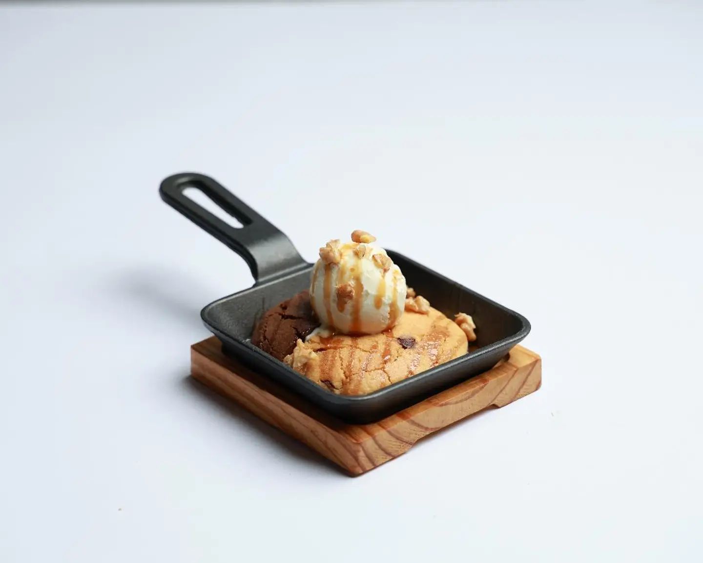 Mixed Cookies With Ice Cream Gate 9