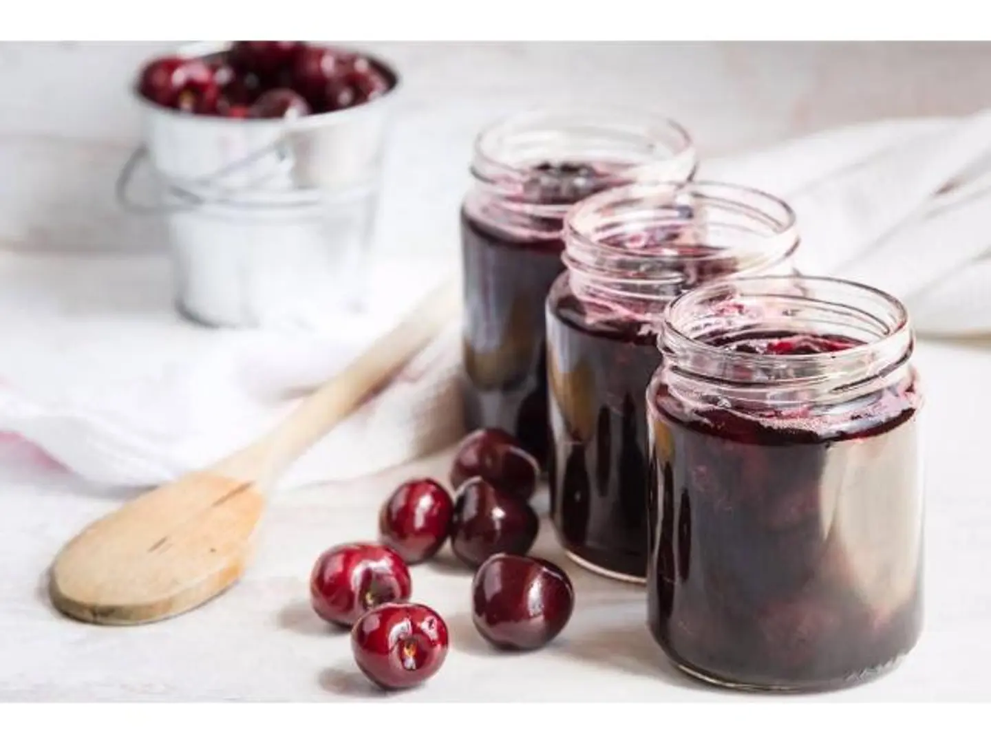Cheese With Cherry Jam