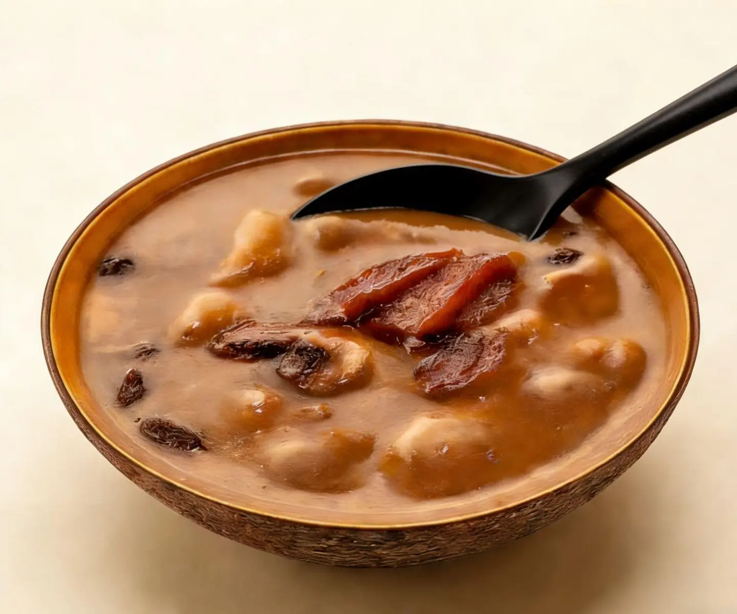 شوربة لحم بقري حارة