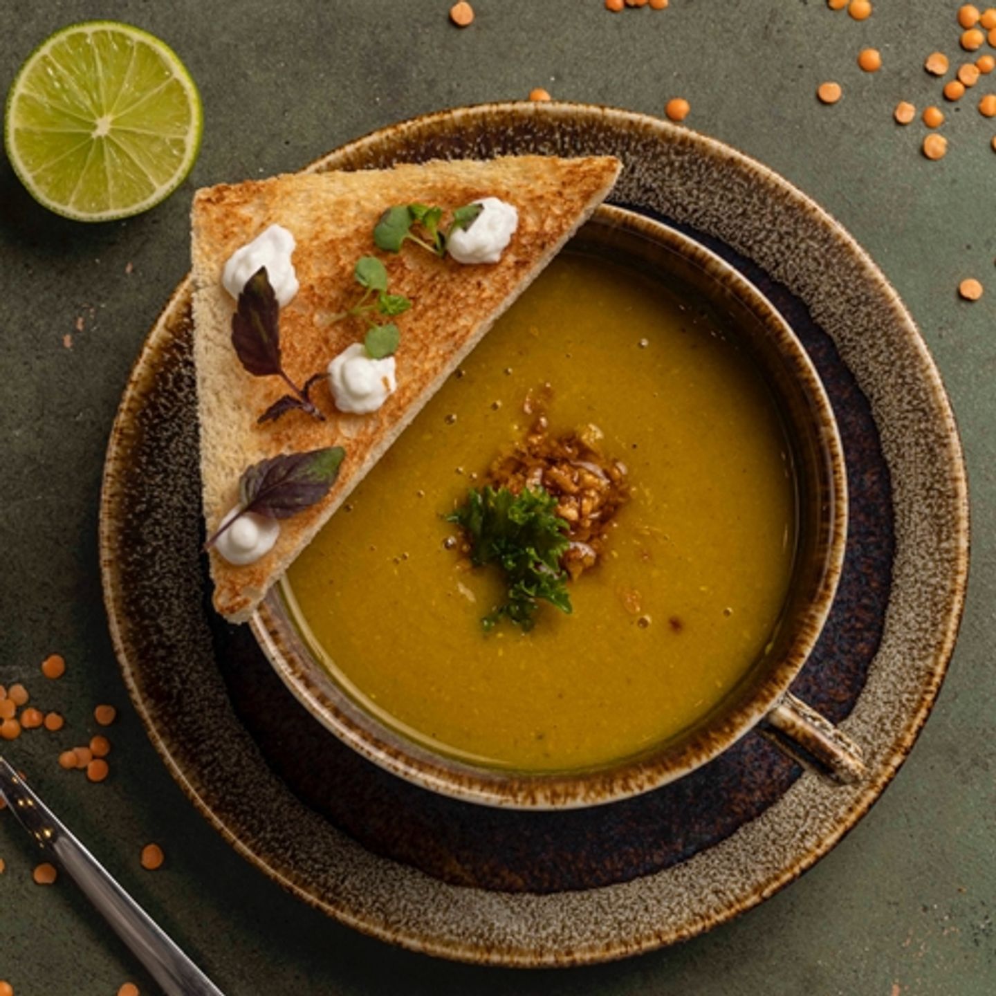 شوربة العدس التقليدية