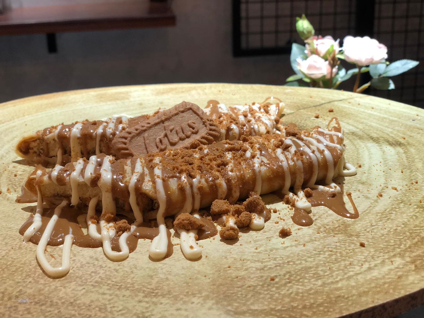 Lotus Crepe Roll