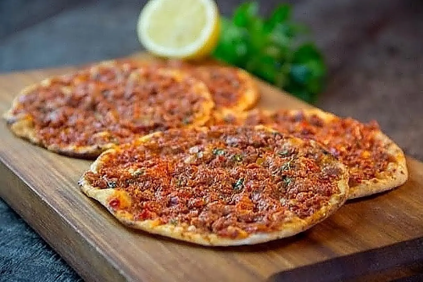 لحم بالعجين تركي