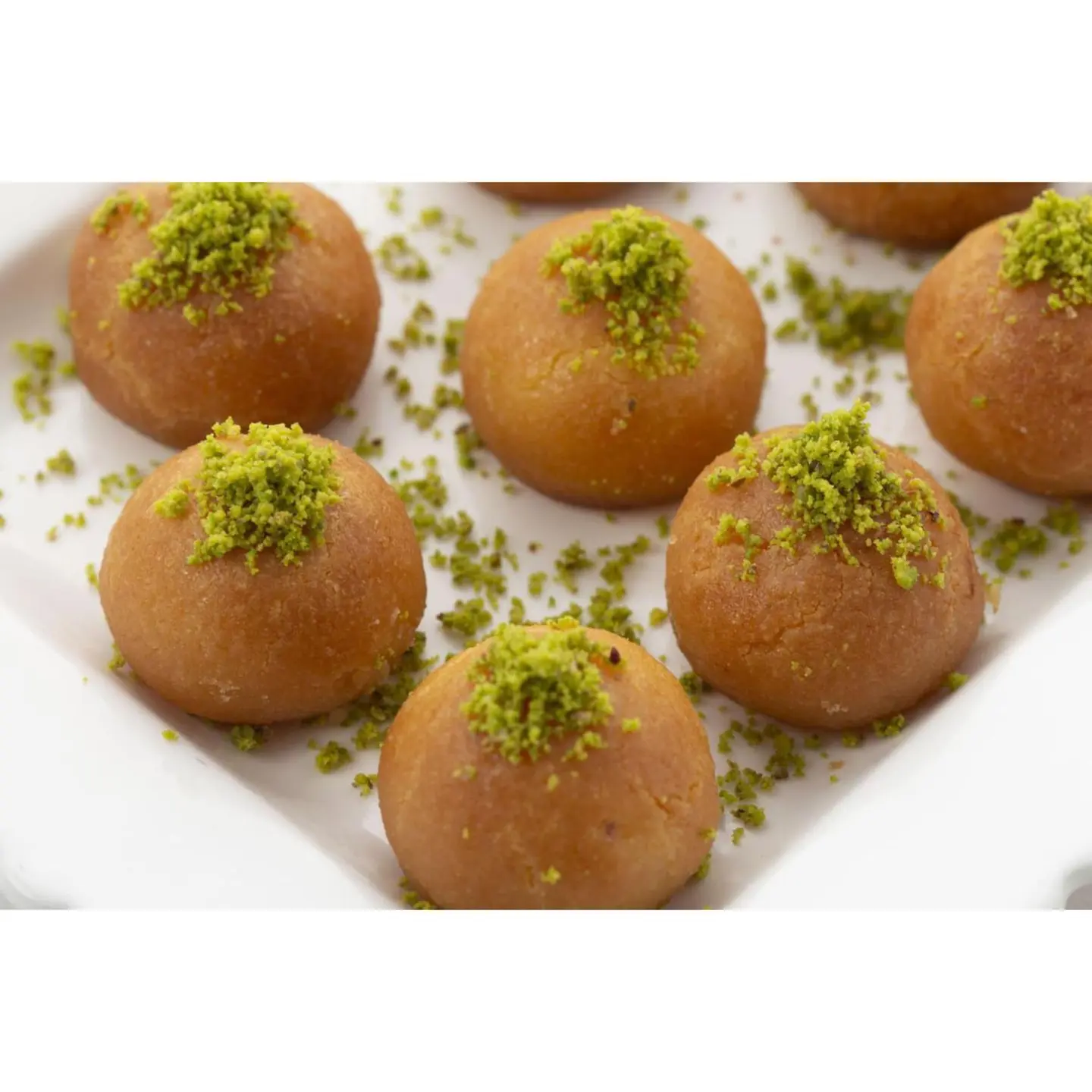 Oyon Almaha Basbousa