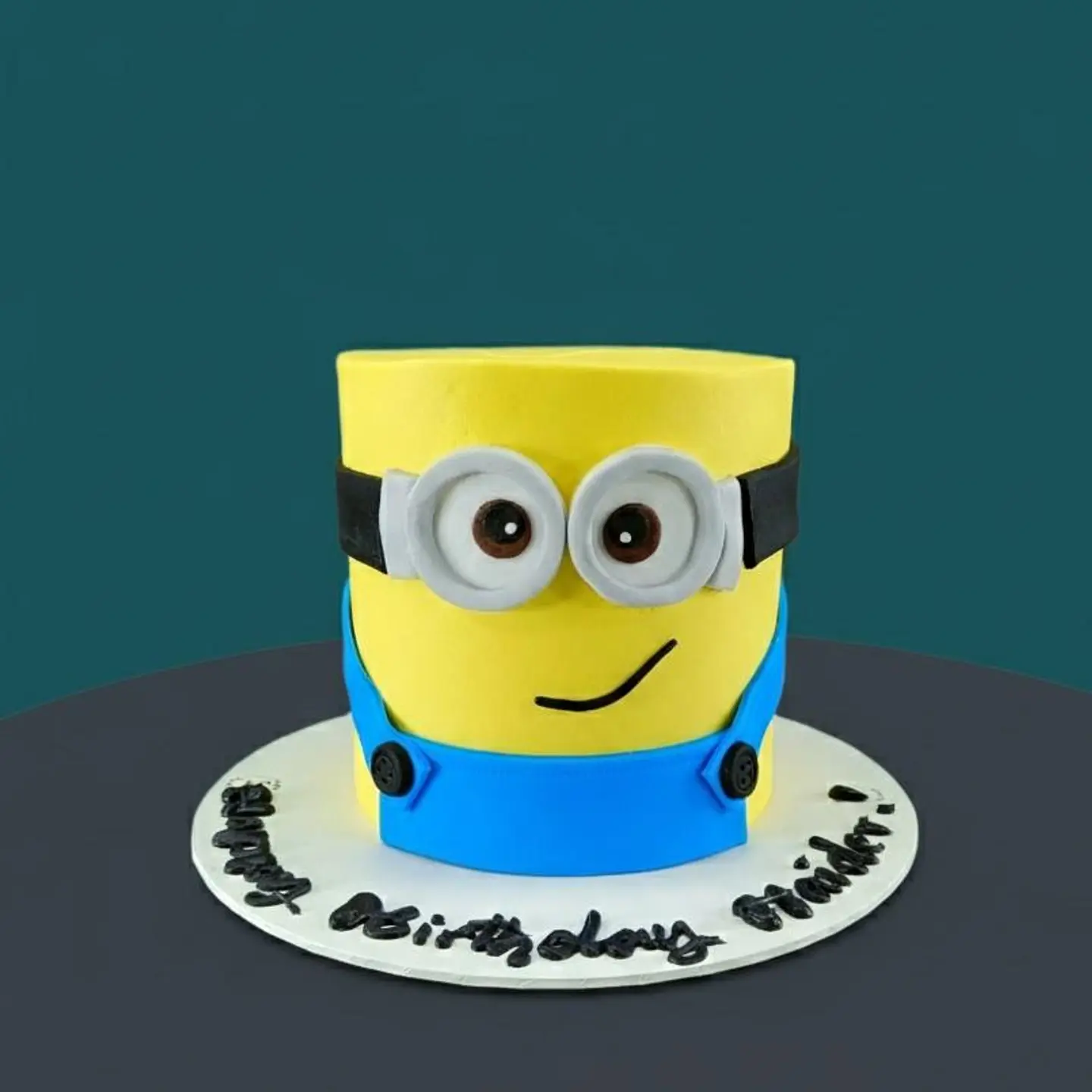 Minion Eye Cake