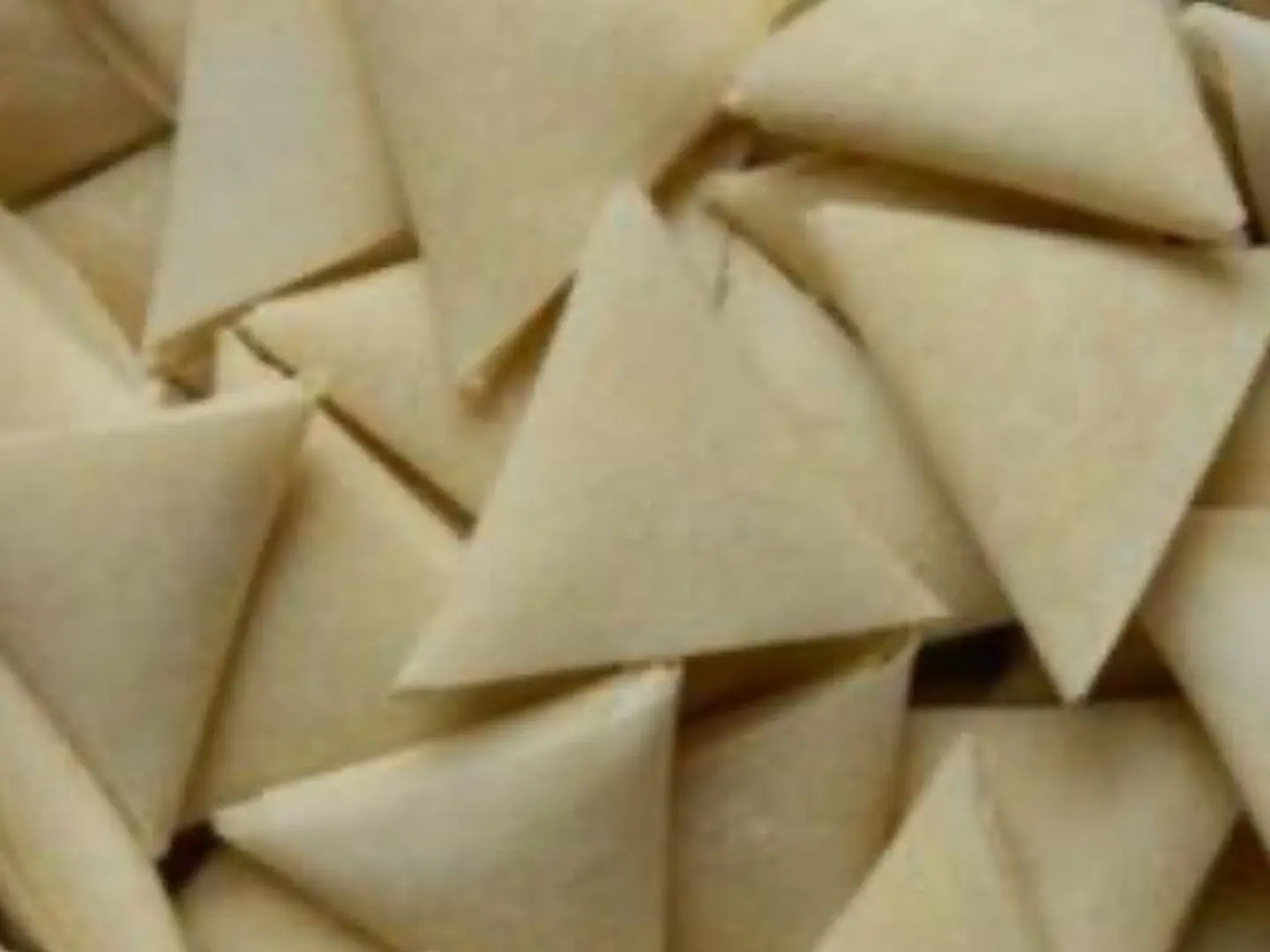 Feta Cheese Filled Samboosa Box