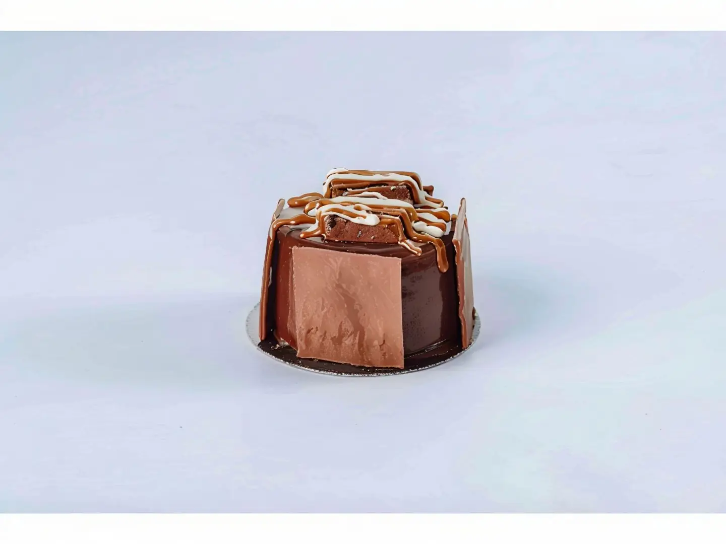 Mini Snickers Mousse Cake