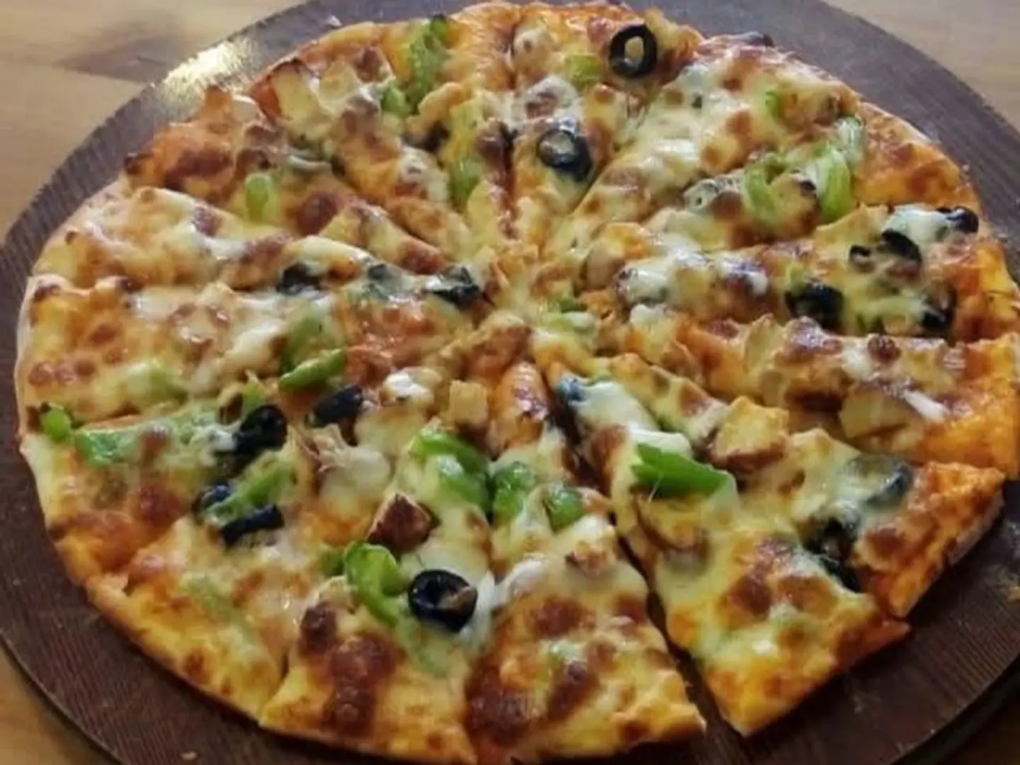 دجاج وخضار وسط