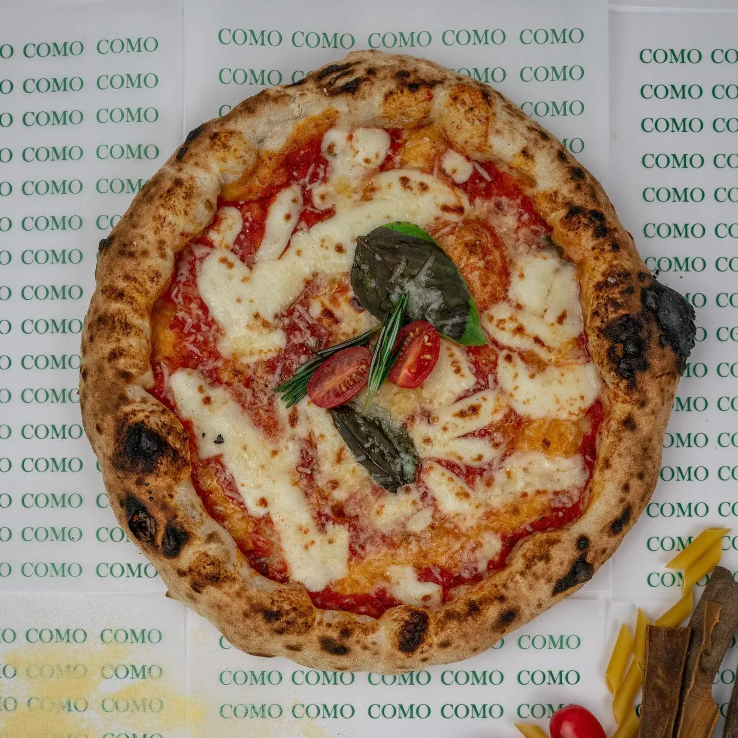 بيتزا مارجريتا