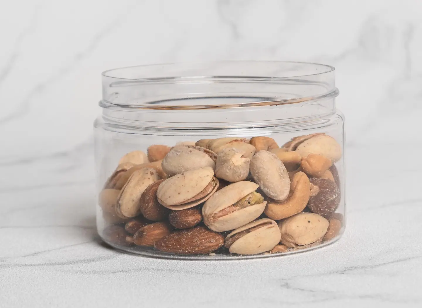 مكسرات مشكلة