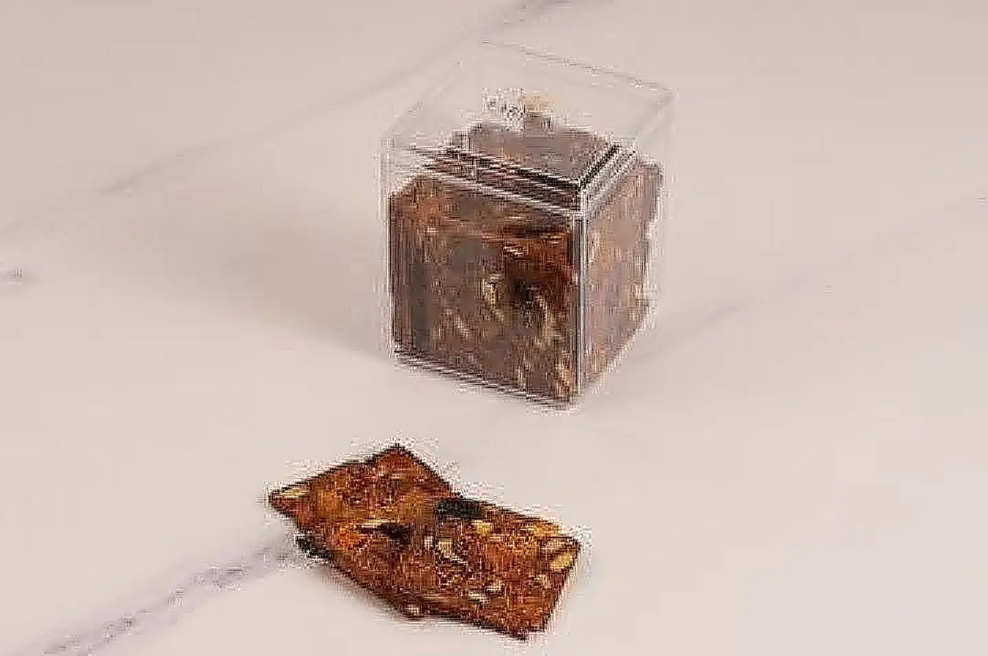 كراكرس فواكه مجففة