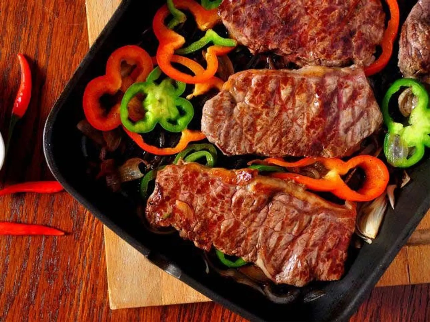 Mexicano Steak With Sauce