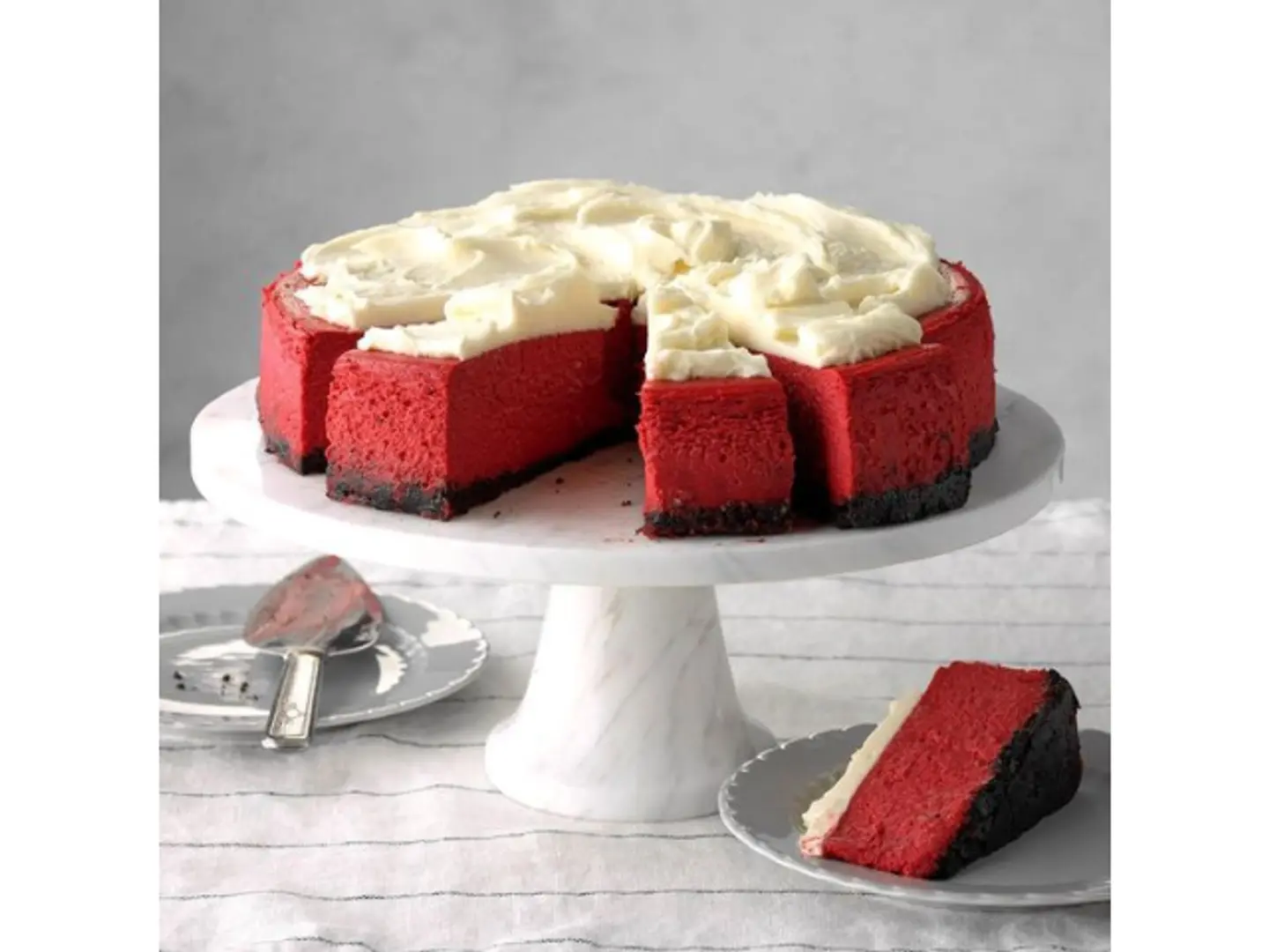 Red Velvet Triangle Pieces
